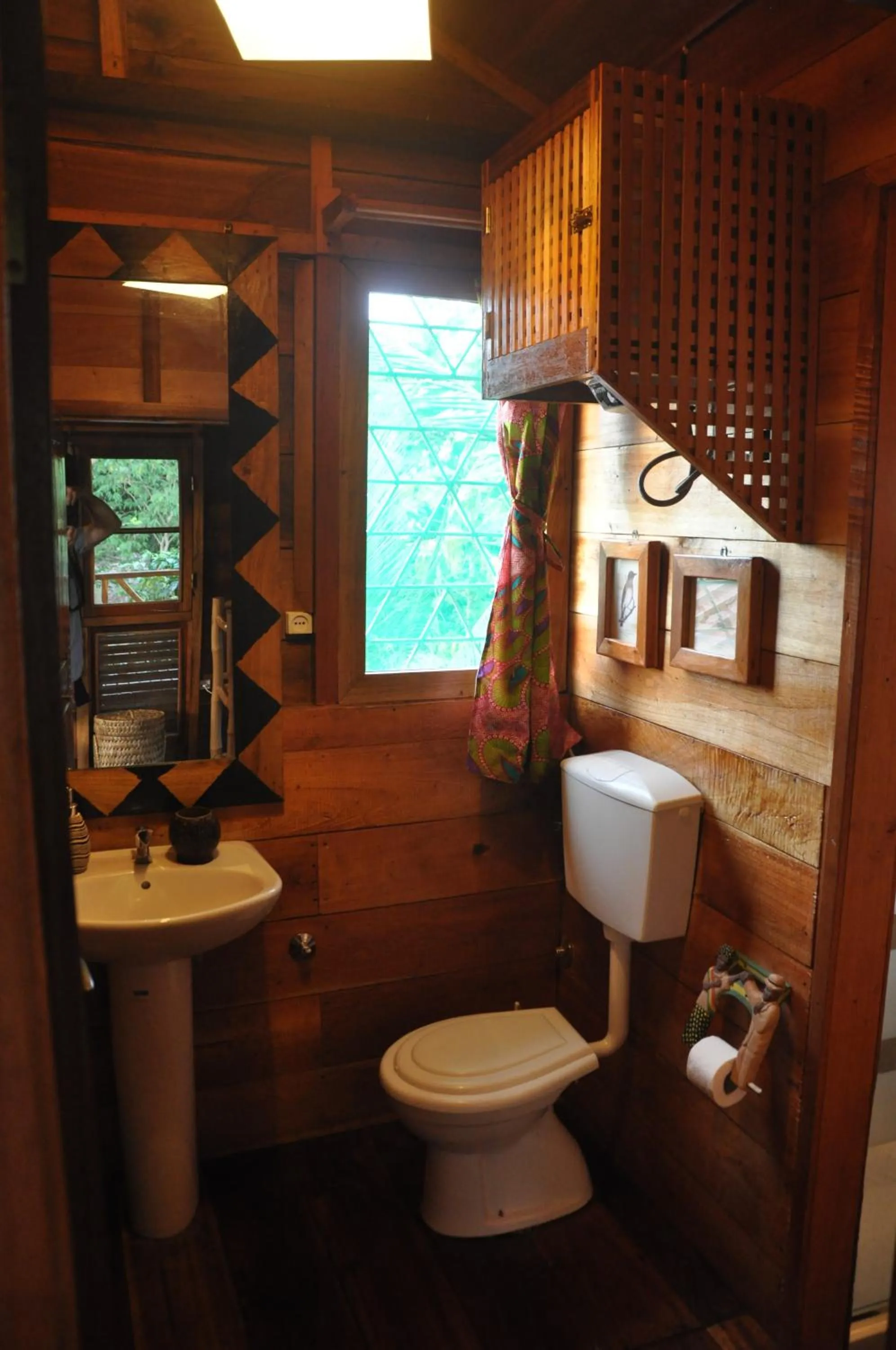 Bathroom in Mucumbli