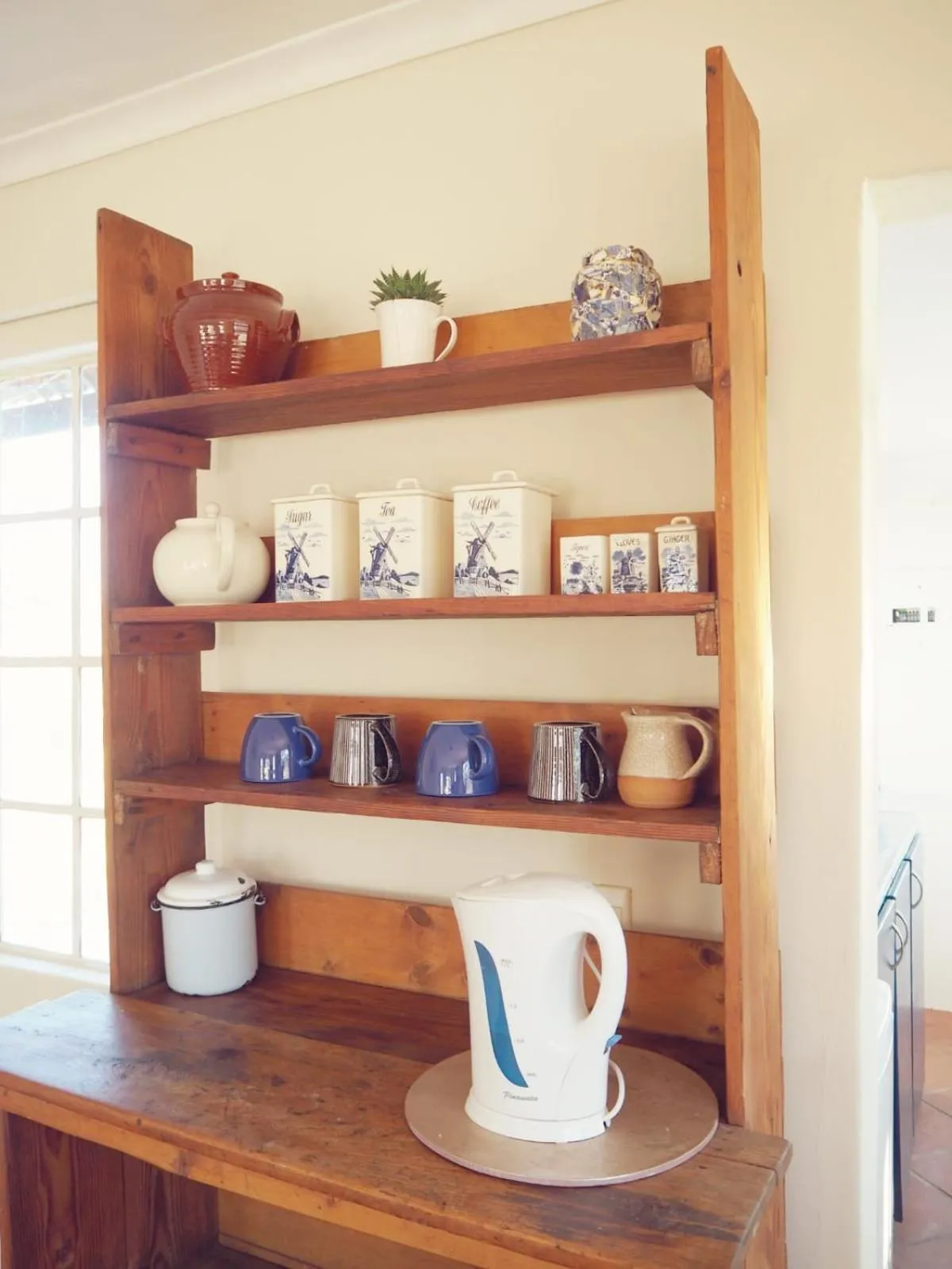 Coffee/tea facilities in Riverview Country Inn