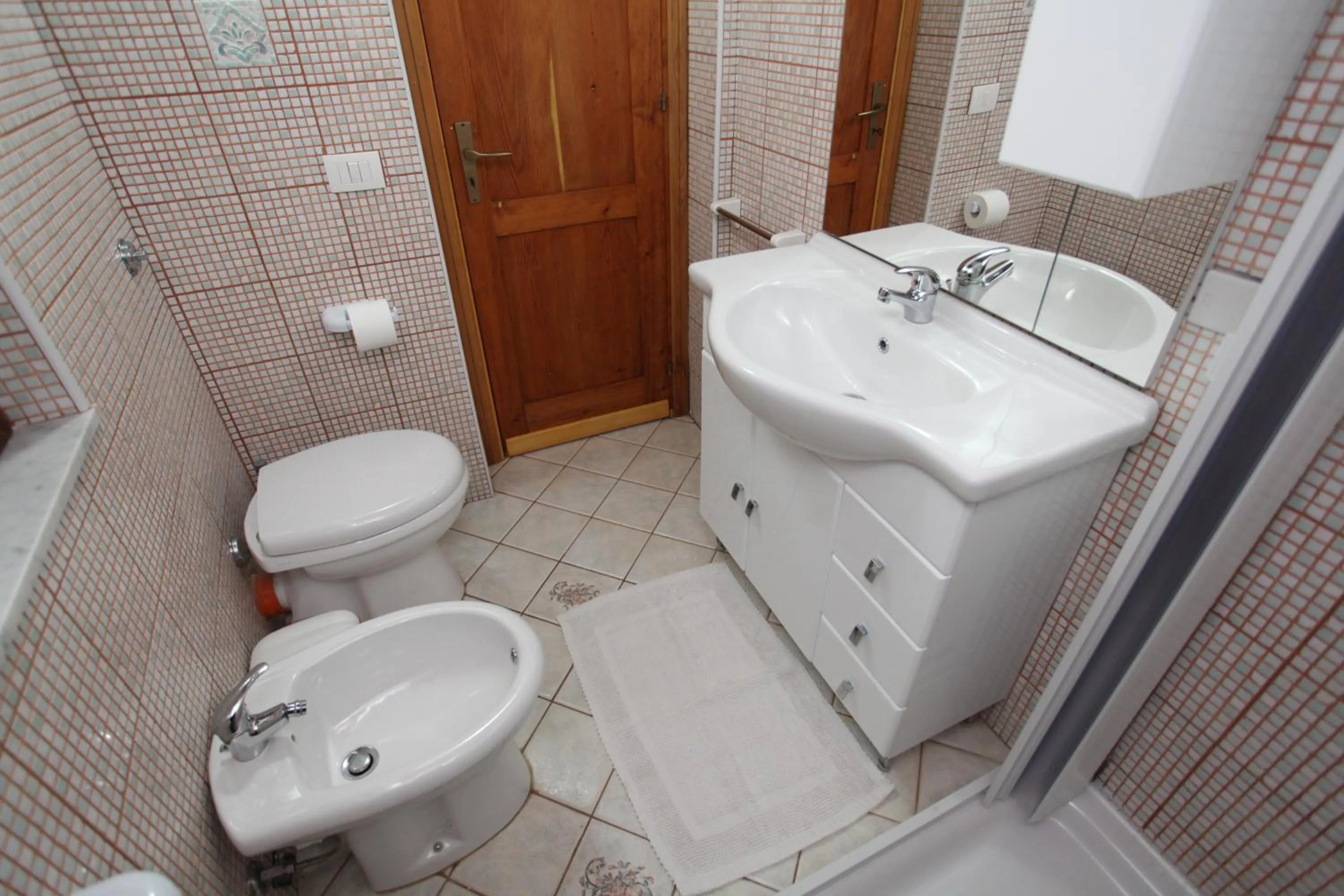 Two-Bedroom Apartment with Terrace in Villa Salvatore