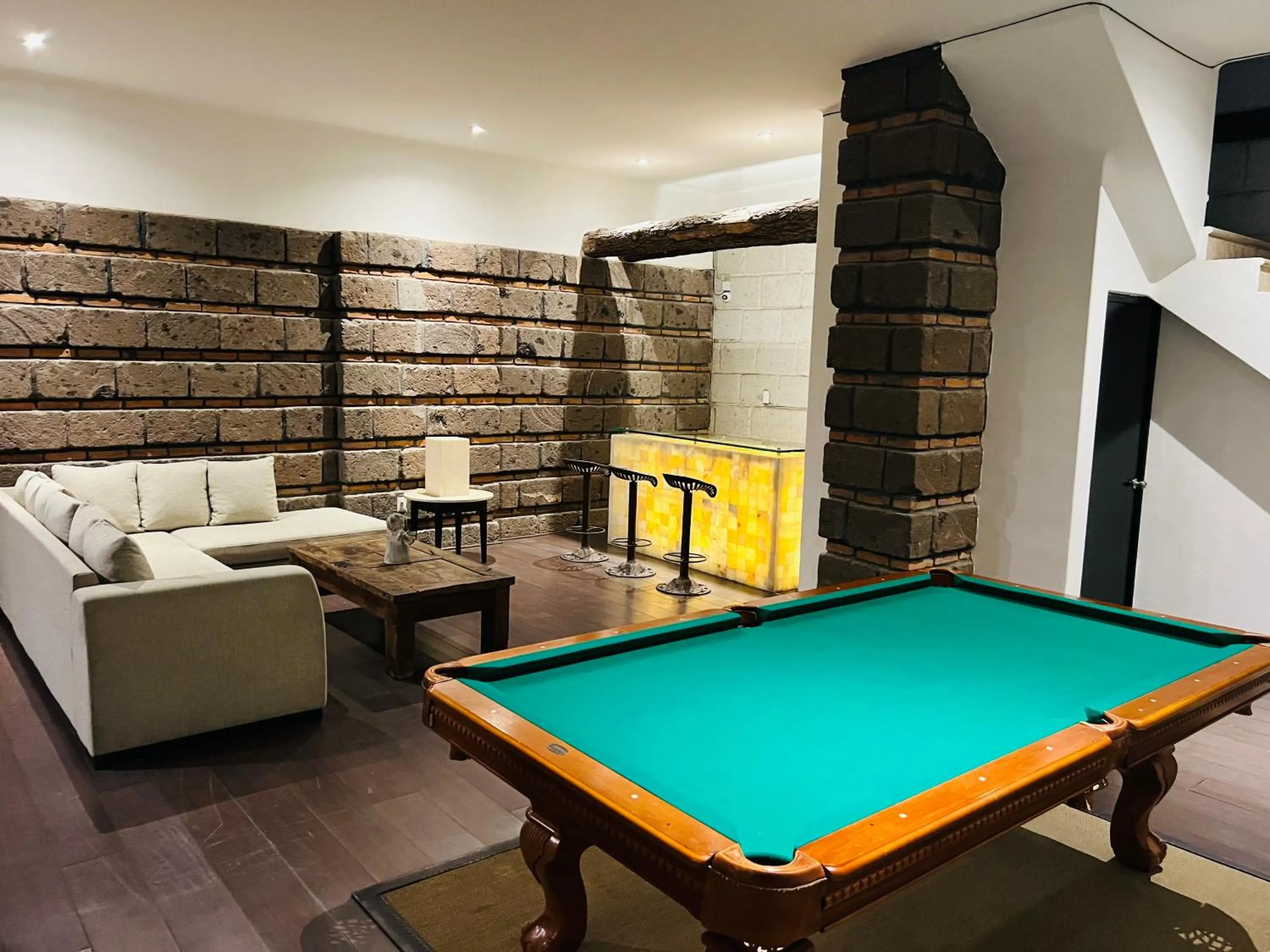 Billiard in QA Hotel