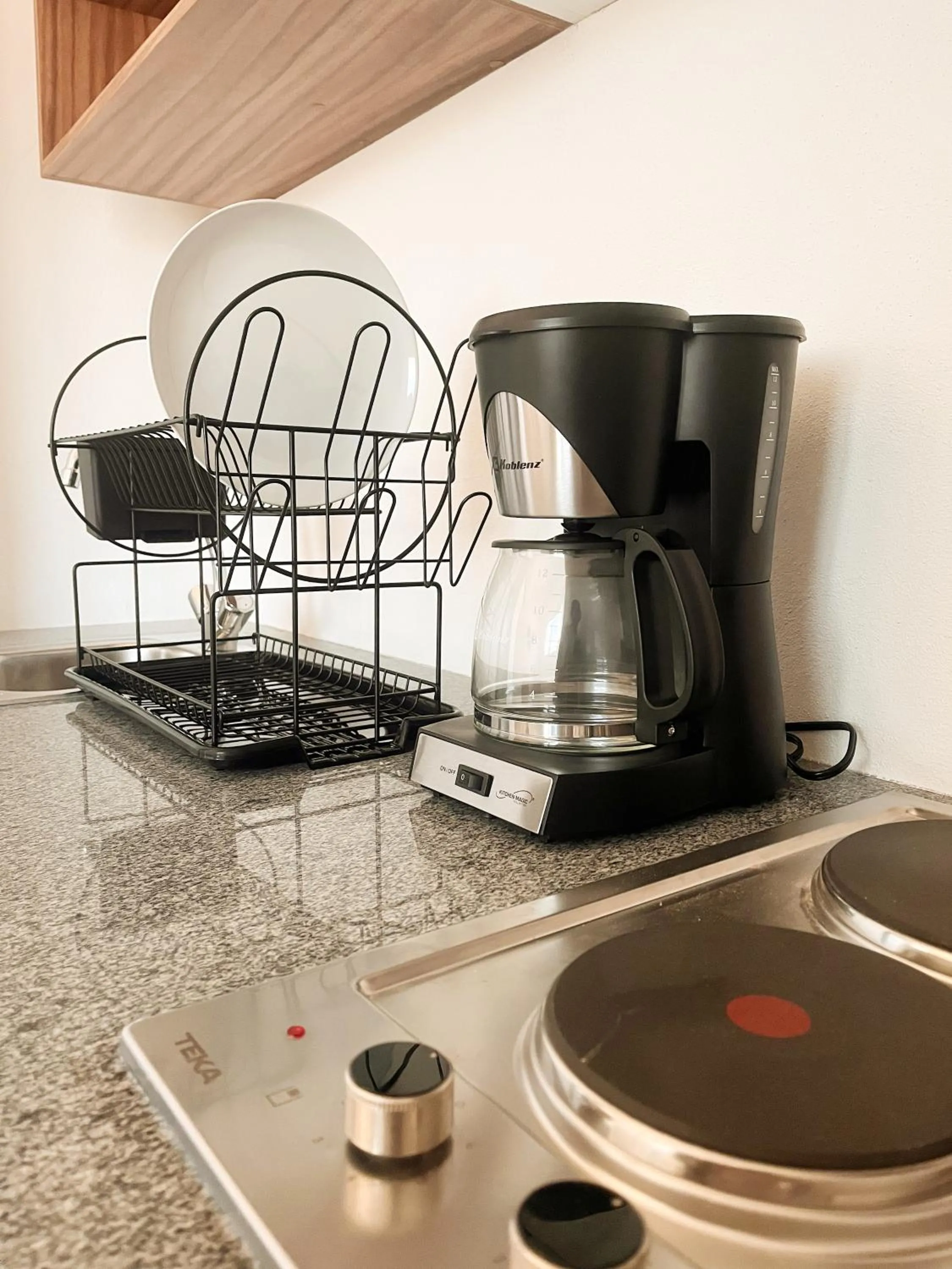 Kitchen or kitchenette in Itare Beach House