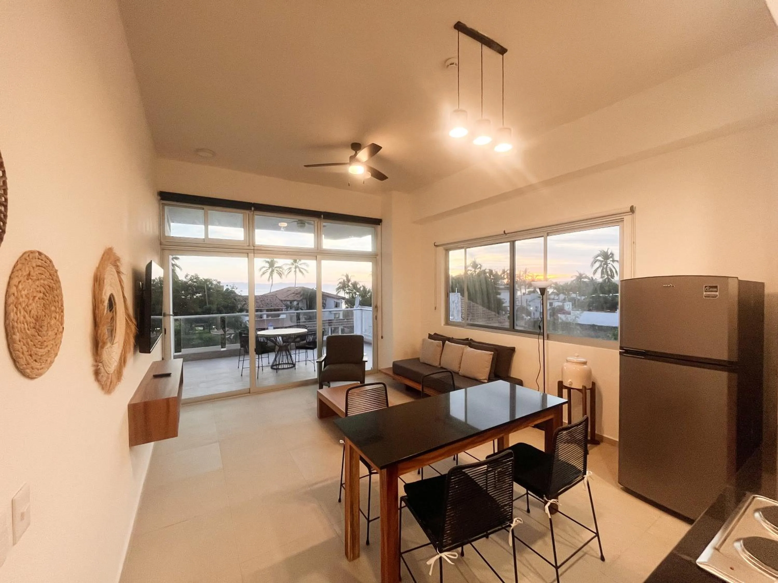 Kitchen or kitchenette in Itare Beach House