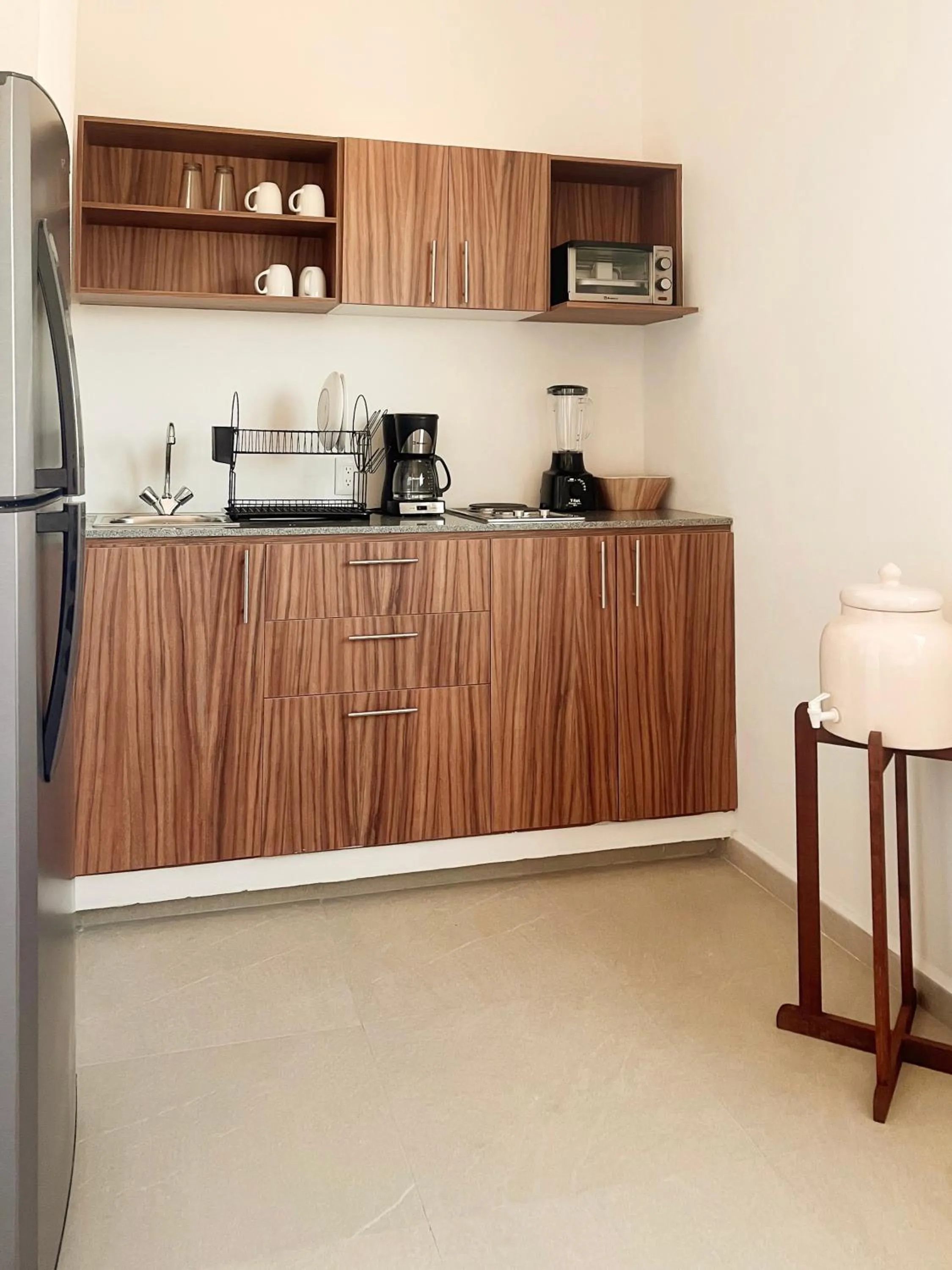 Kitchen or kitchenette in Itare Beach House