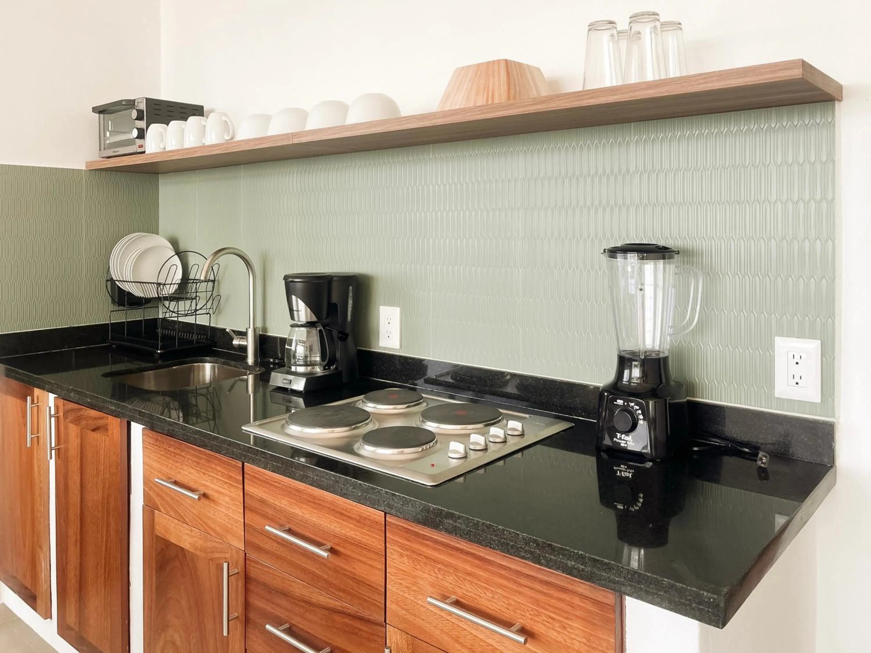 Coffee/tea facilities in Itare Beach House