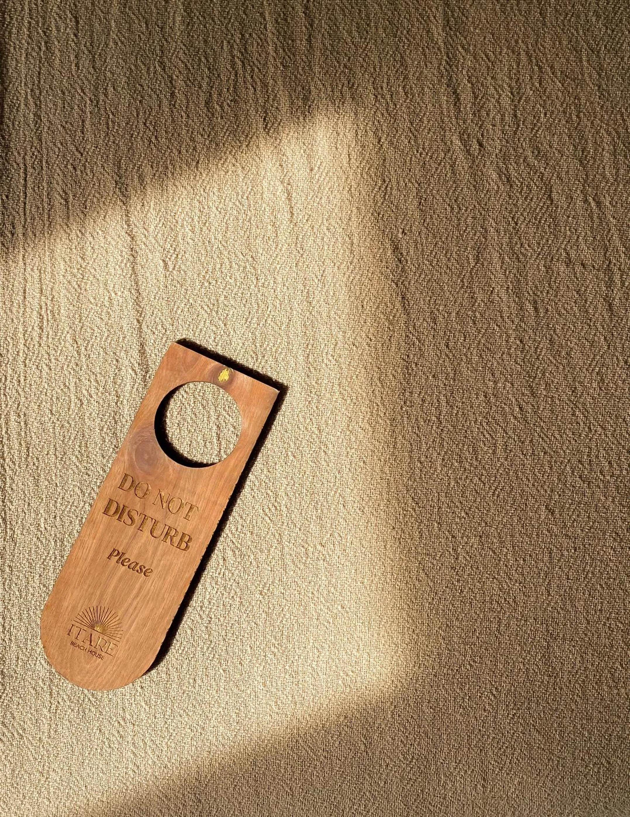 Logo/Certificate/Sign in Itare Beach House