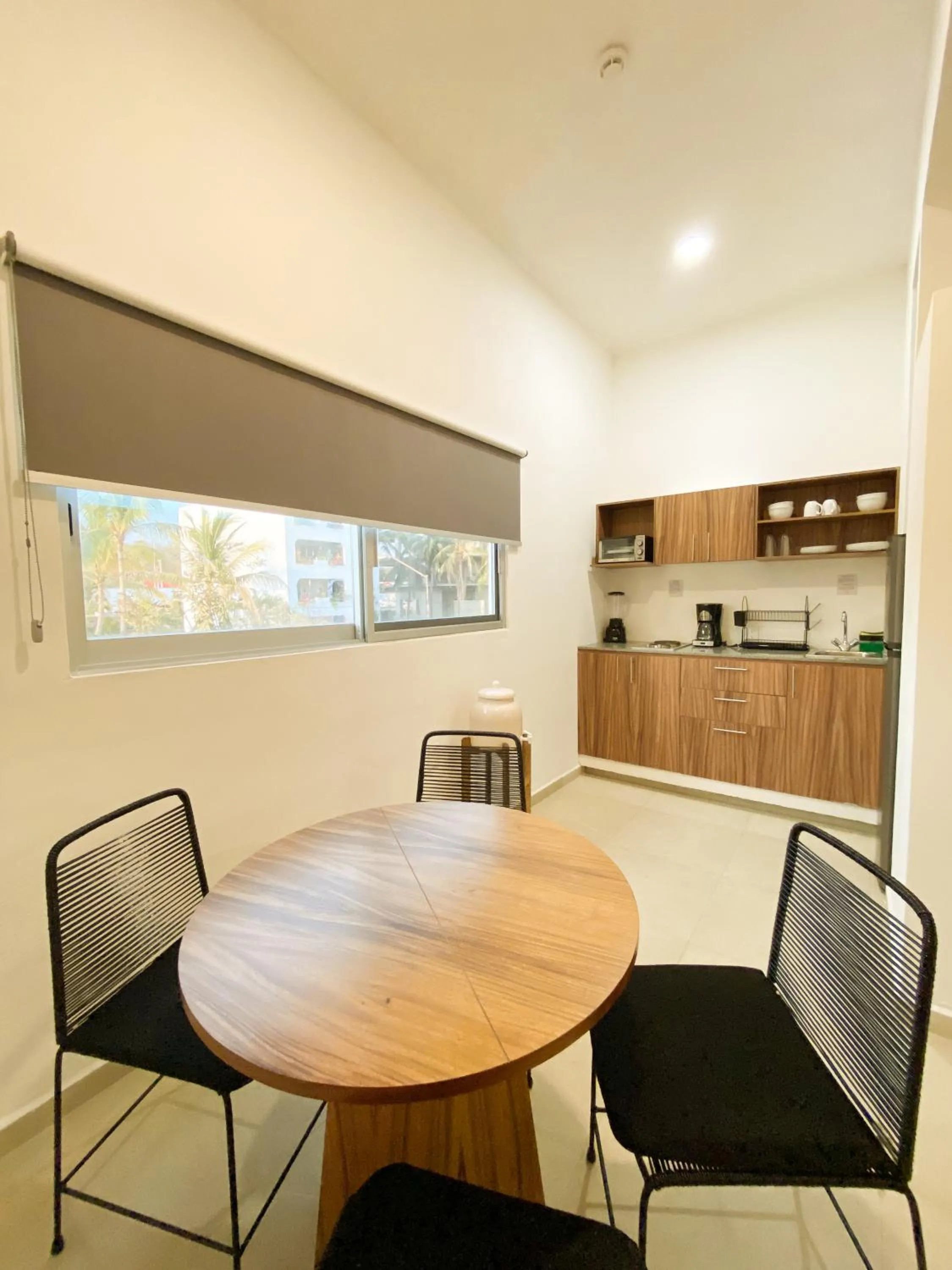 Kitchen or kitchenette in Itare Beach House