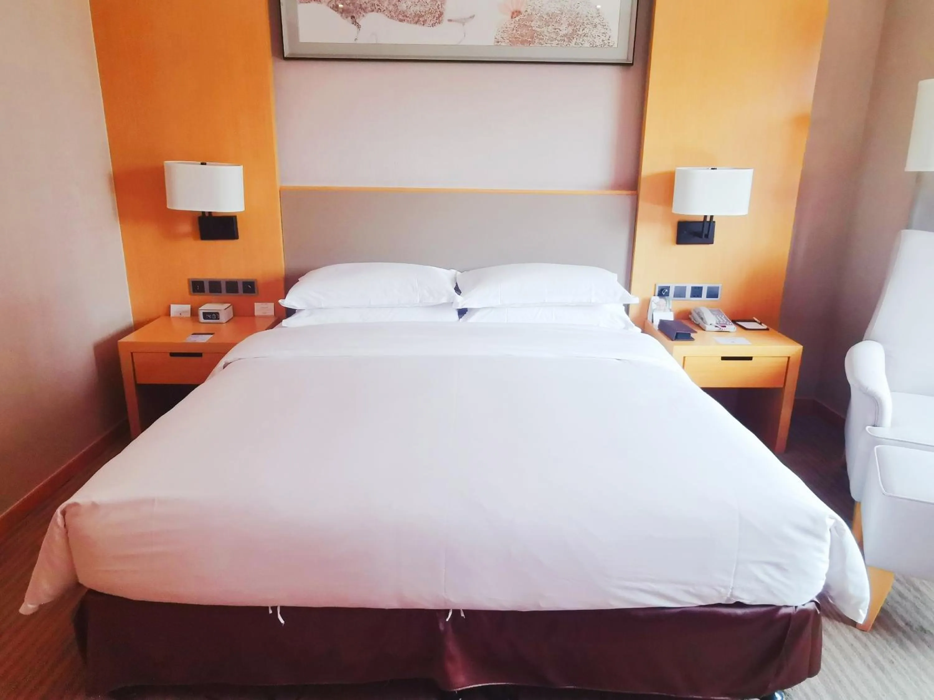 Bed in Wyndham Shanghai Nanxiang
