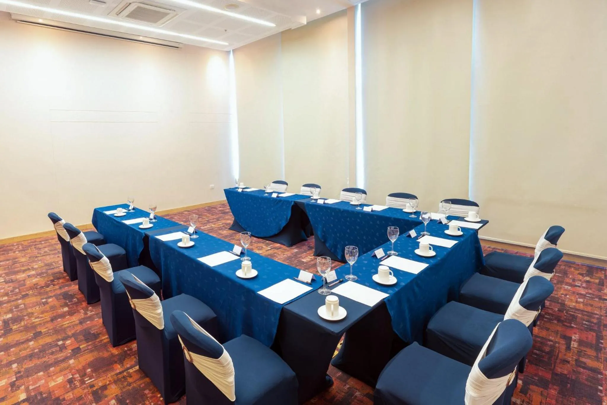 Meeting/conference room in Holiday Inn Cúcuta by IHG