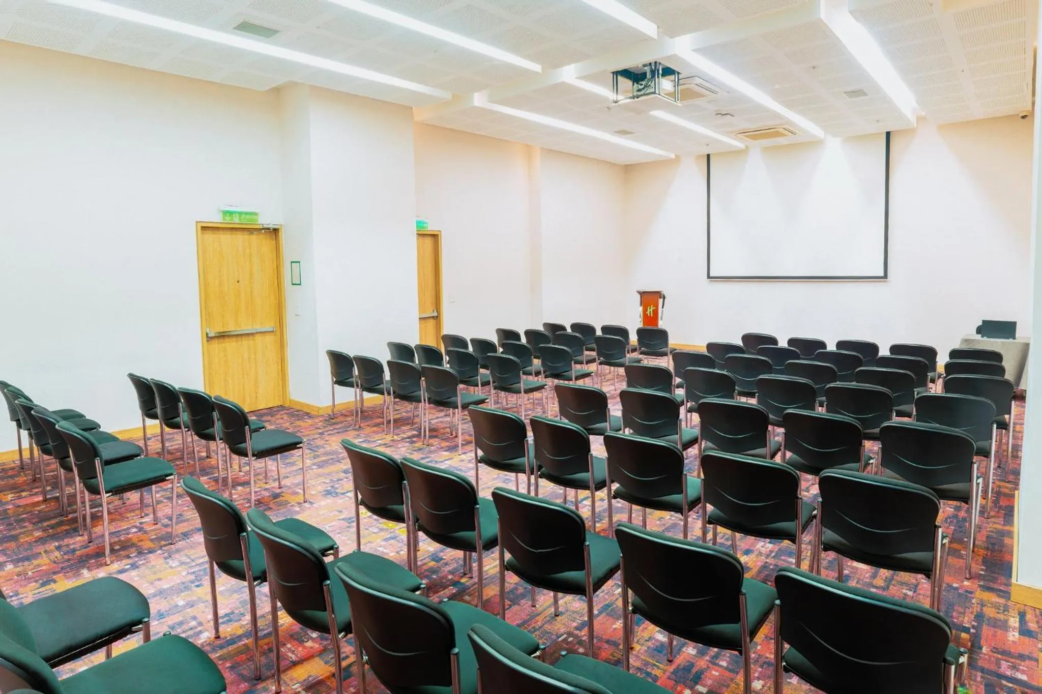 Meeting/conference room in Holiday Inn Cúcuta by IHG