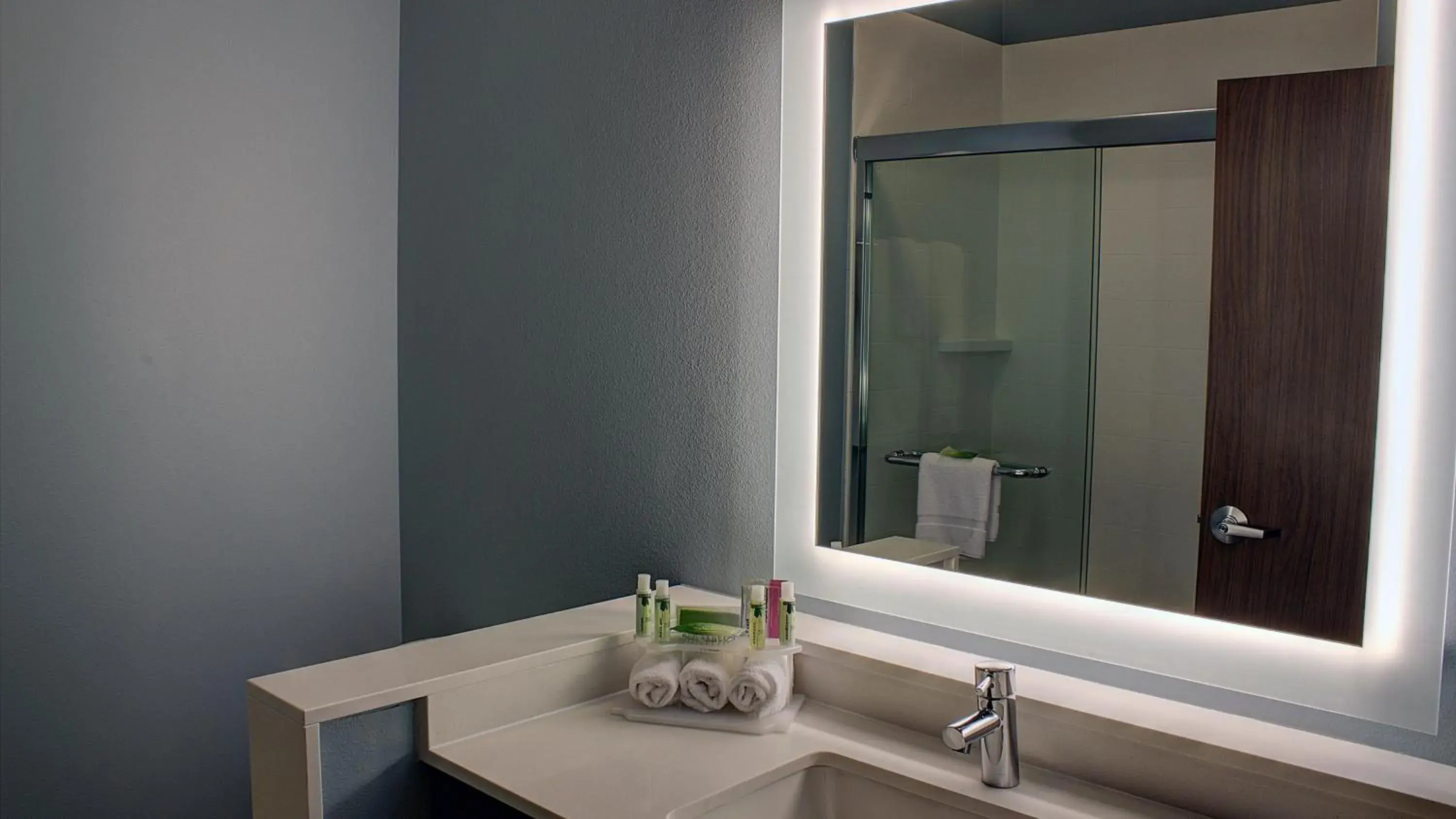 Bathroom in Holiday Inn Express Spencer by IHG Bathroom in Holiday Inn Express Spencer by IHG