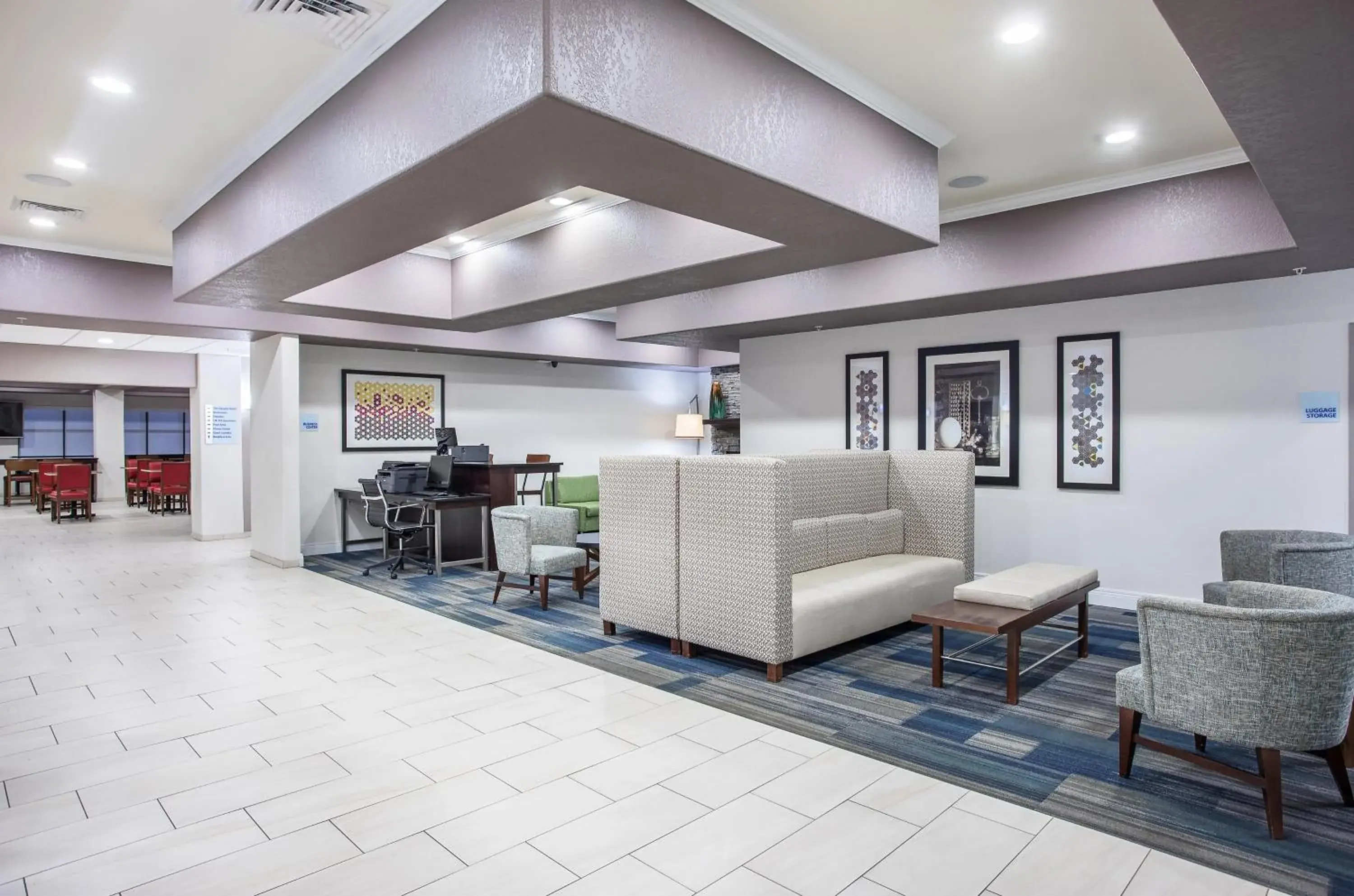 Property building in Holiday Inn Express Hotel & Suites Glasgow by IHG Property building in Holiday Inn Express Hotel & Suites Glasgow by IHG