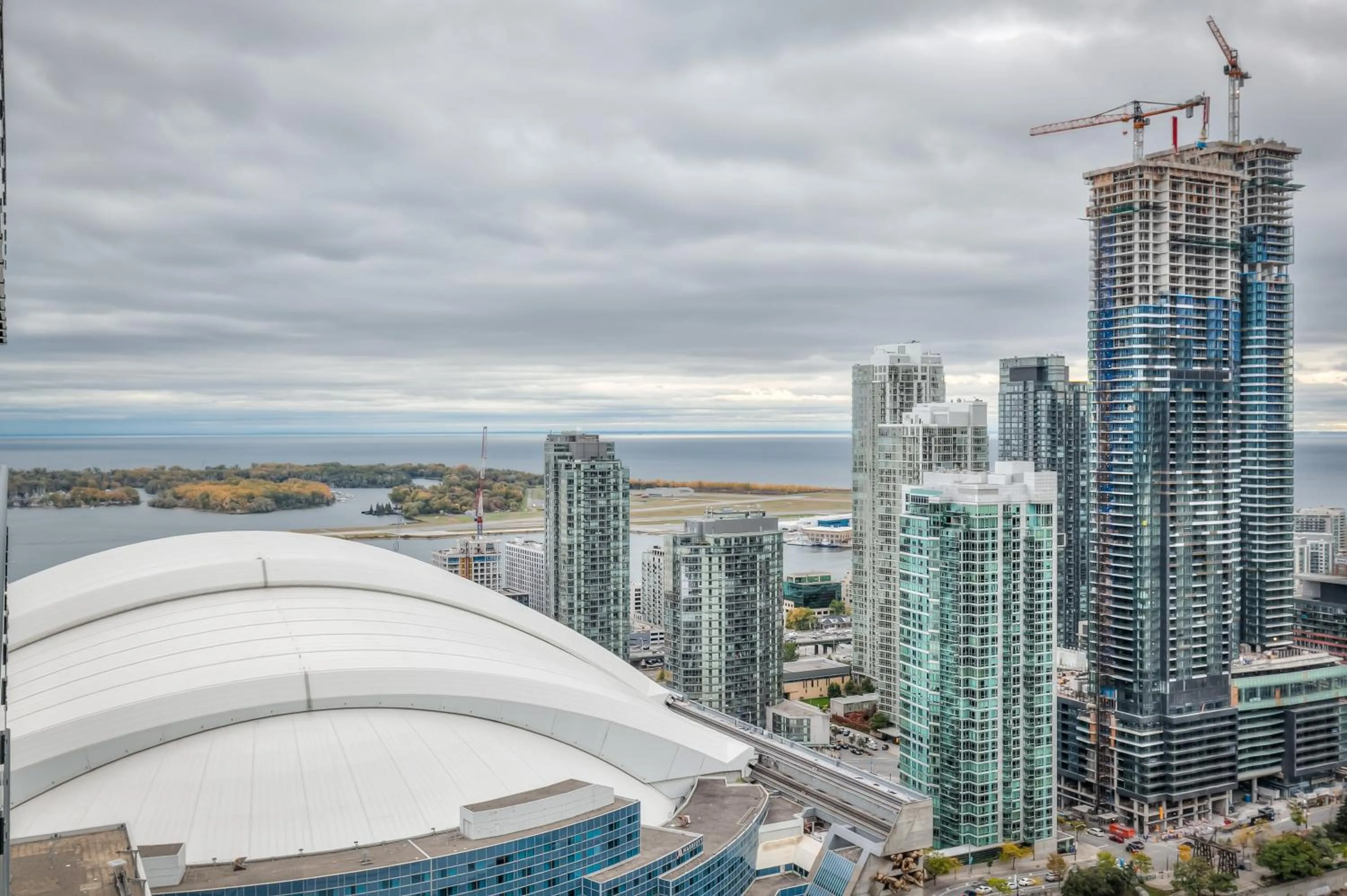 Property building in Rivetstays - The Atmos I