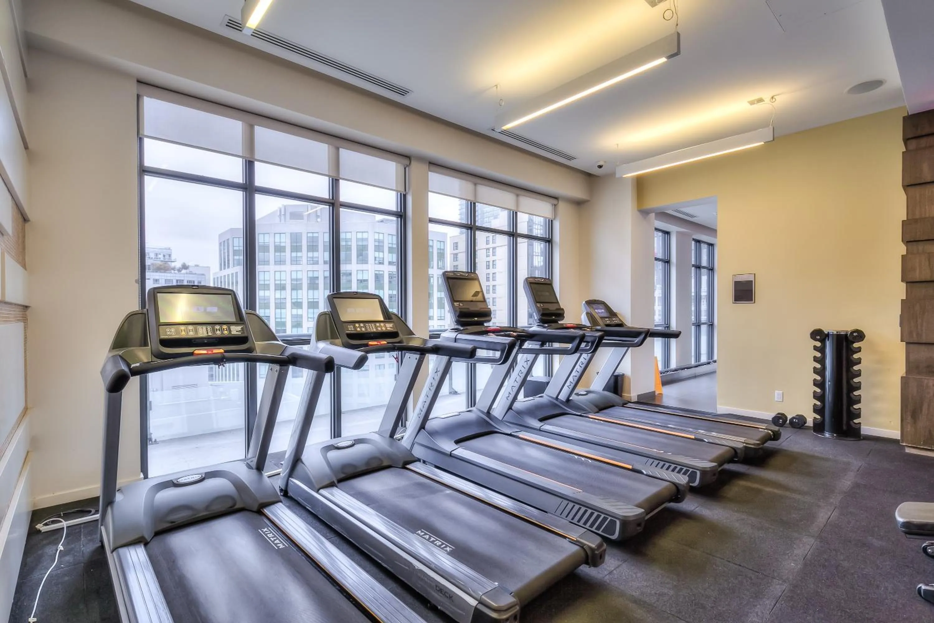 Fitness centre/facilities in Rivetstays - The Atmos I