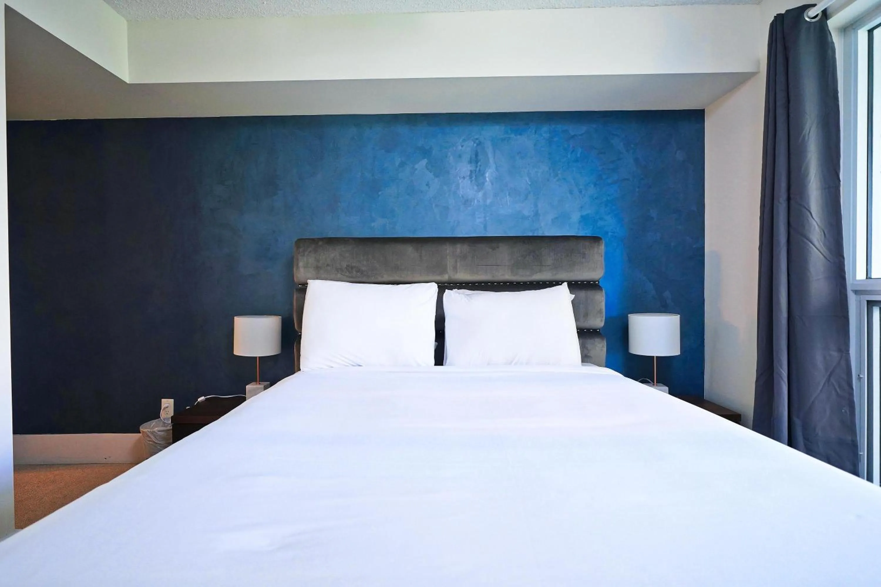 Bed in Rivetstays - The Atmos I