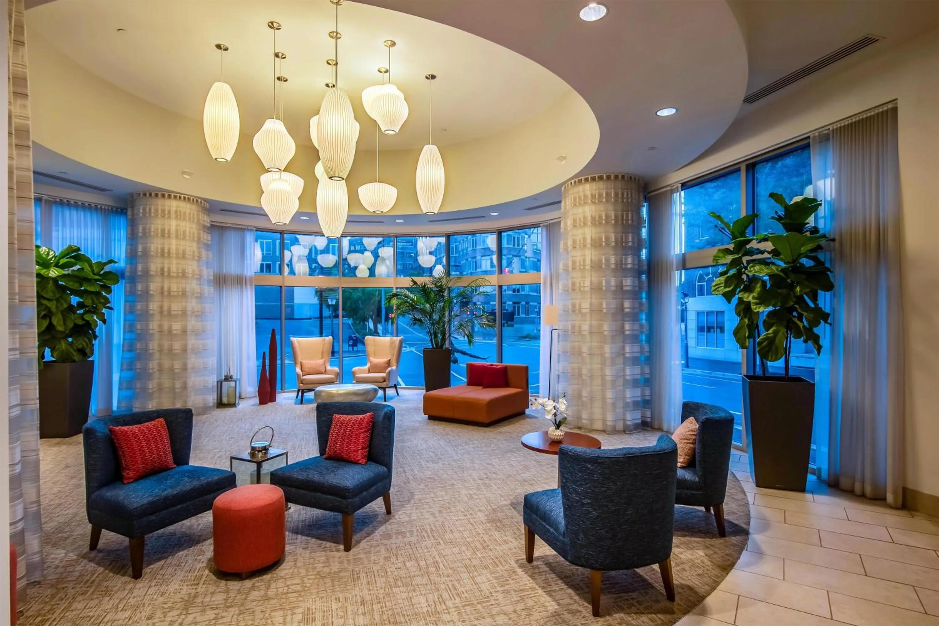 Lobby or reception in Hilton Garden Inn Alexandria Old Town National Harbor