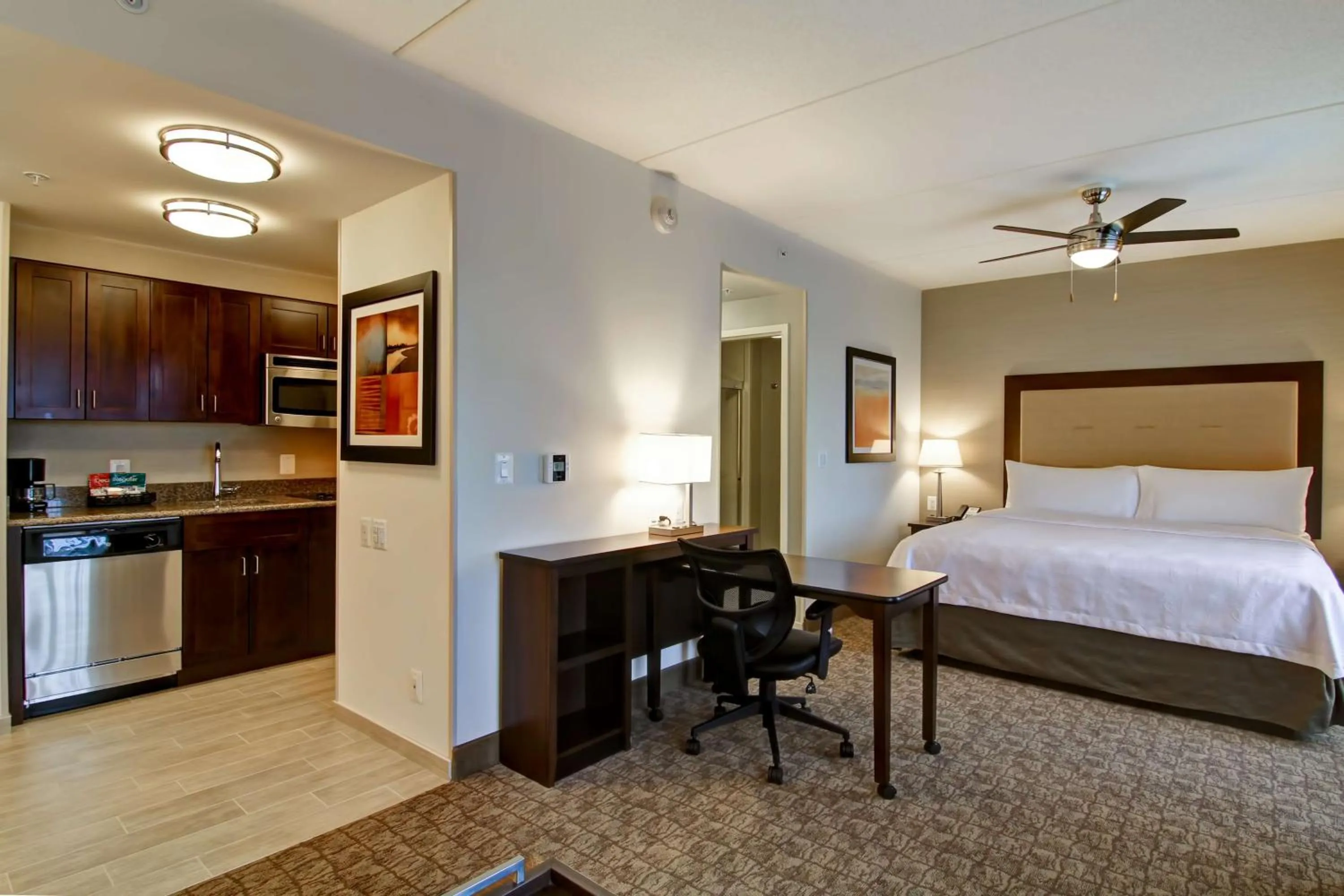 Bed in Homewood Suites by Hilton Woodbridge