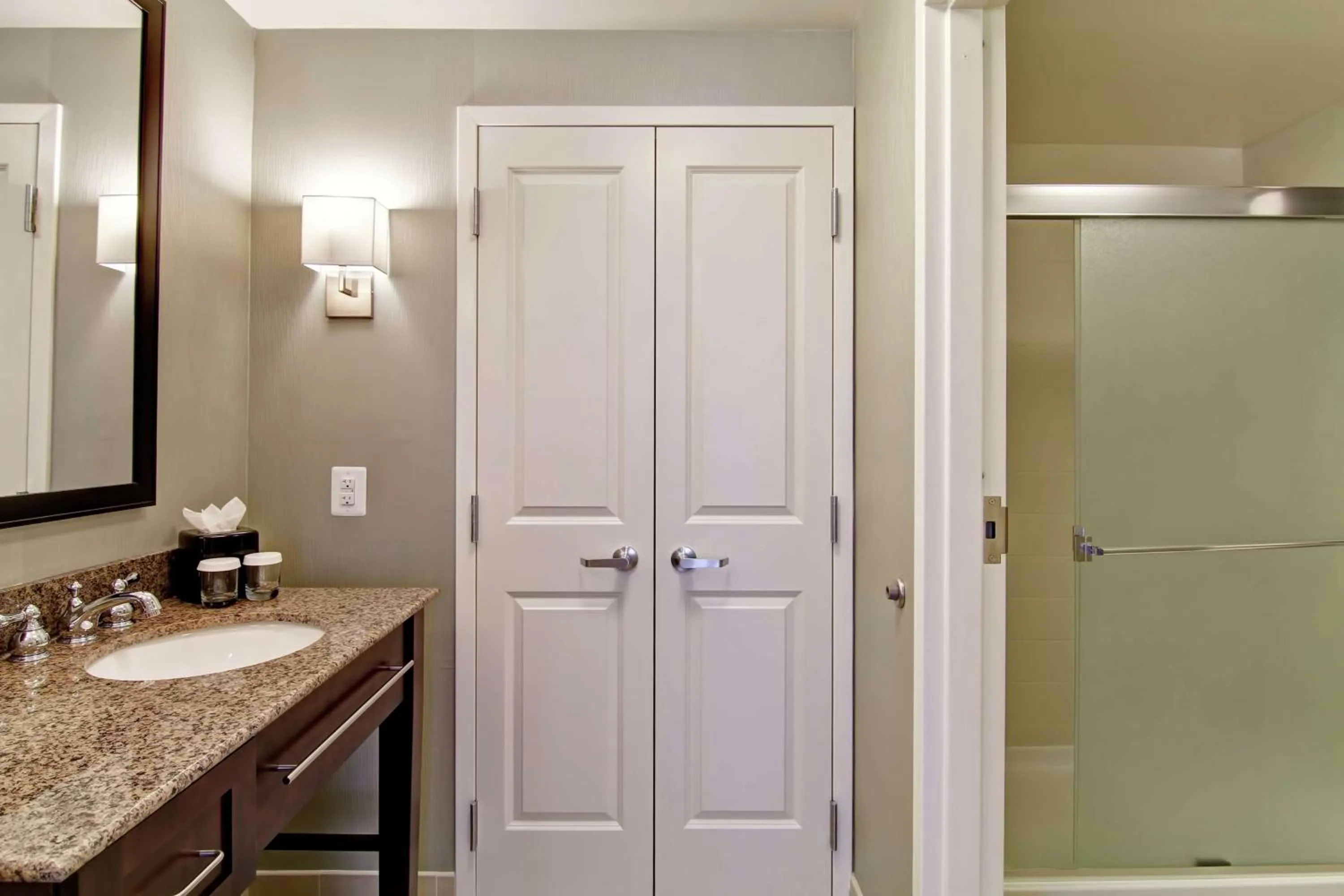 Bathroom in Homewood Suites by Hilton Woodbridge