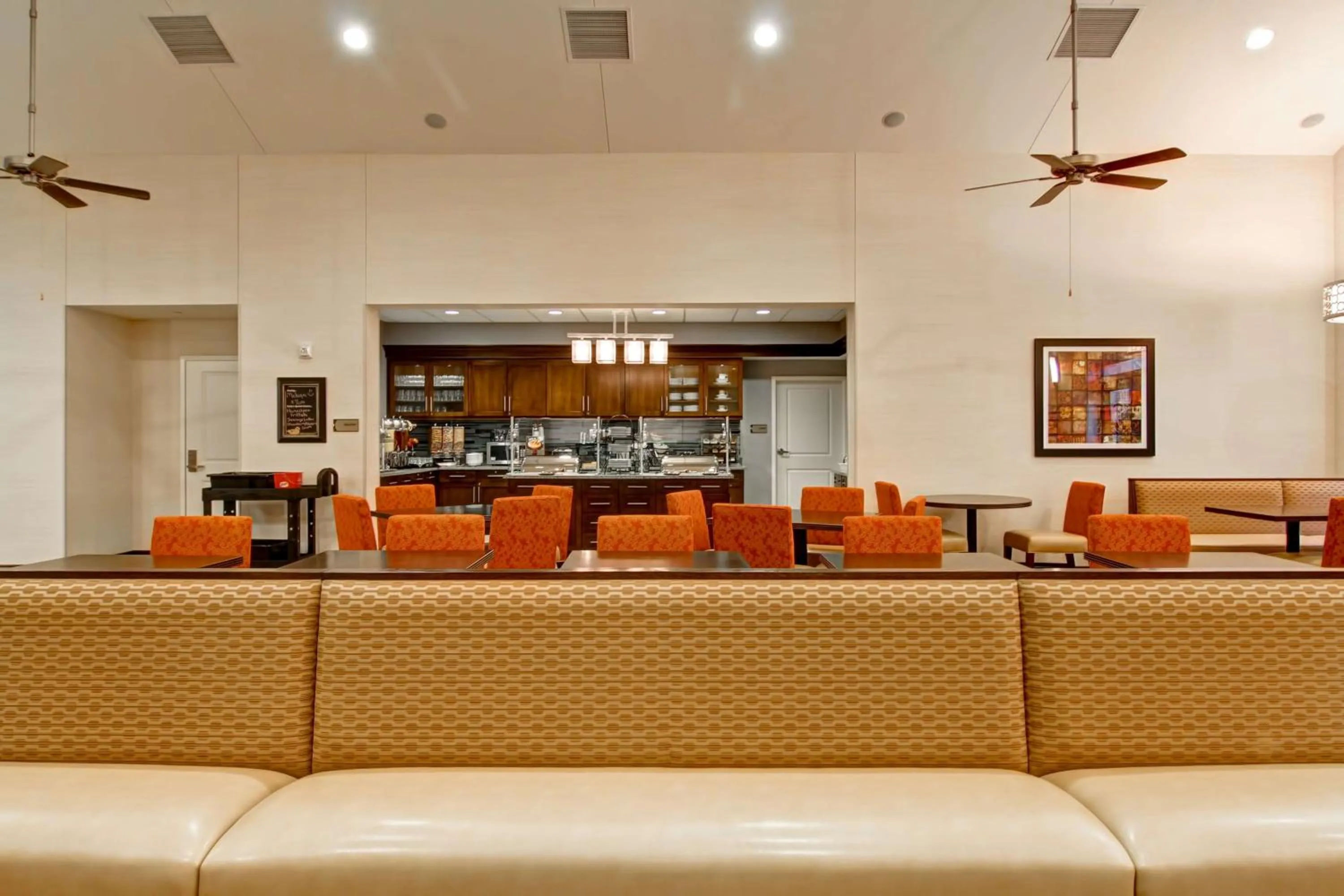 Lobby or reception in Homewood Suites by Hilton Woodbridge