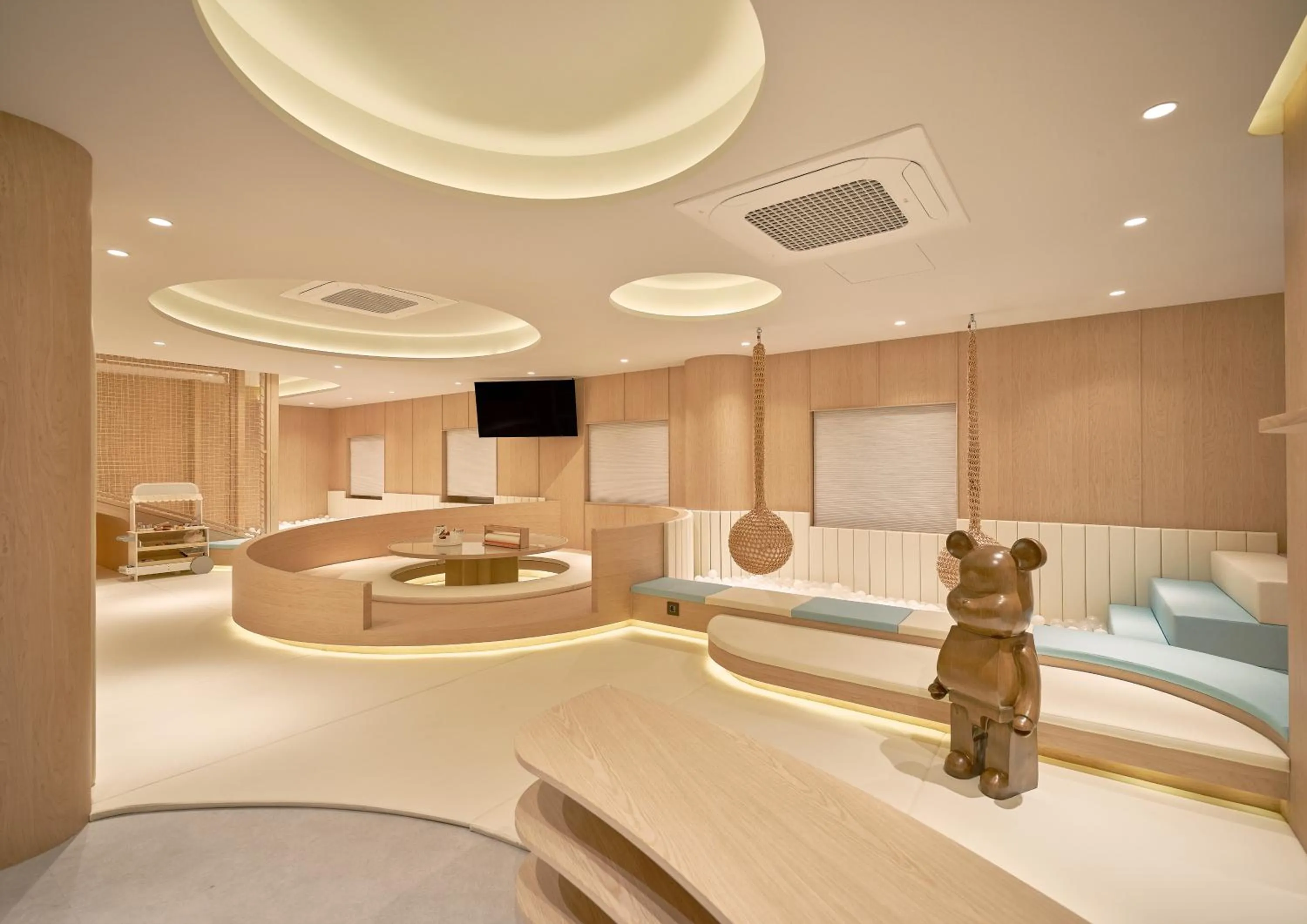 Kids's club in UH Continental CenterPoint