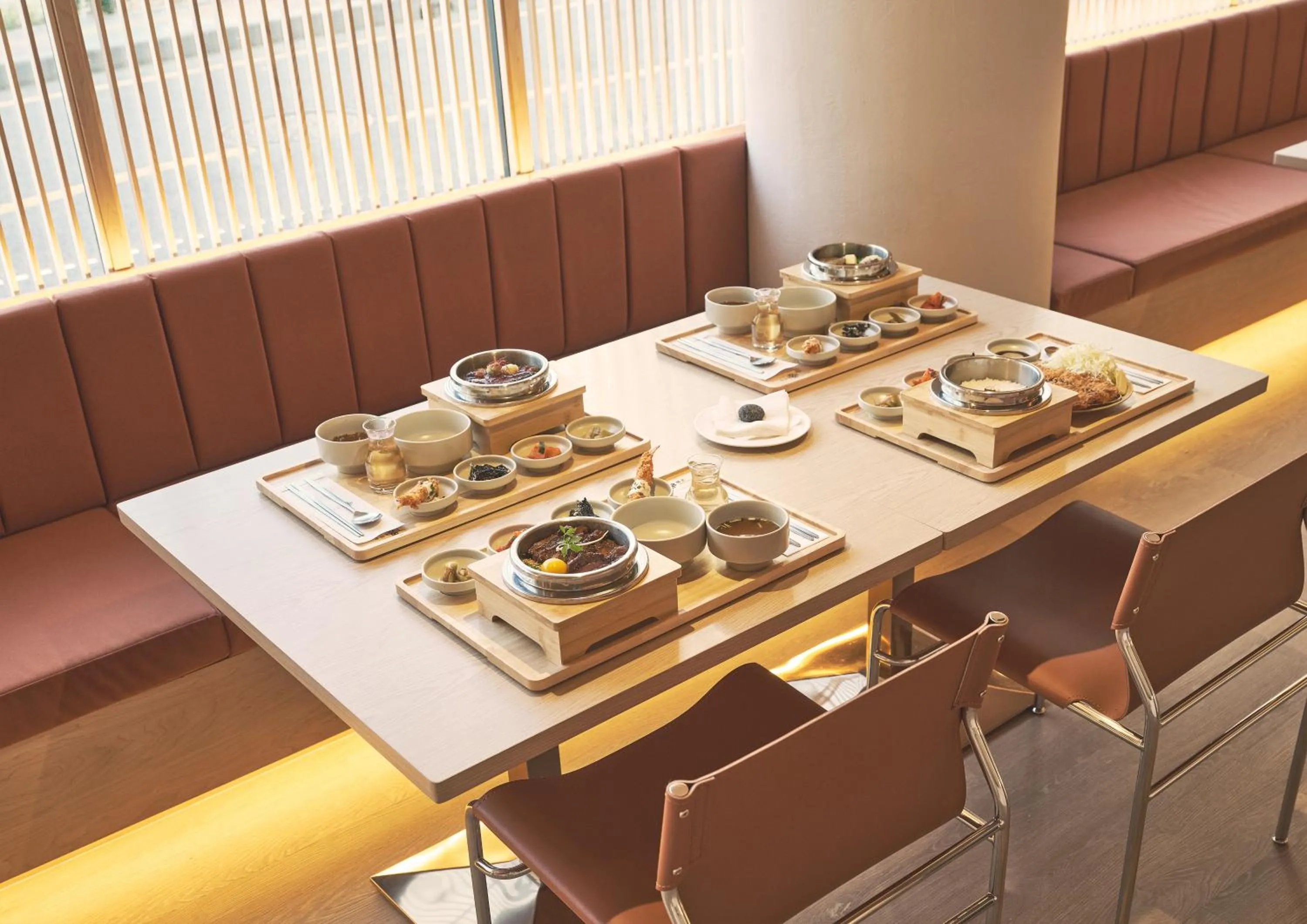 Restaurant/places to eat in UH Continental CenterPoint