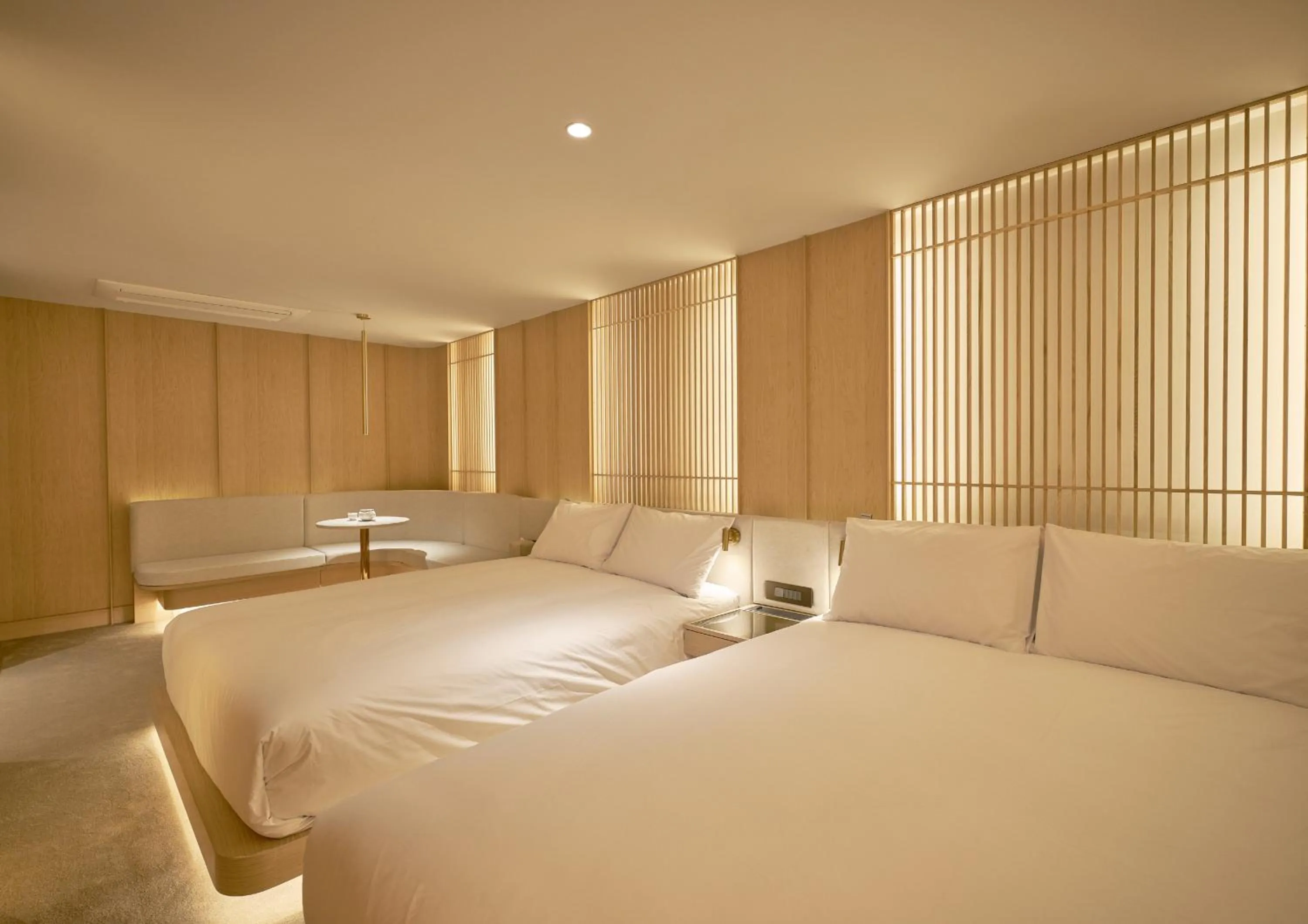 Bed in UH Continental CenterPoint