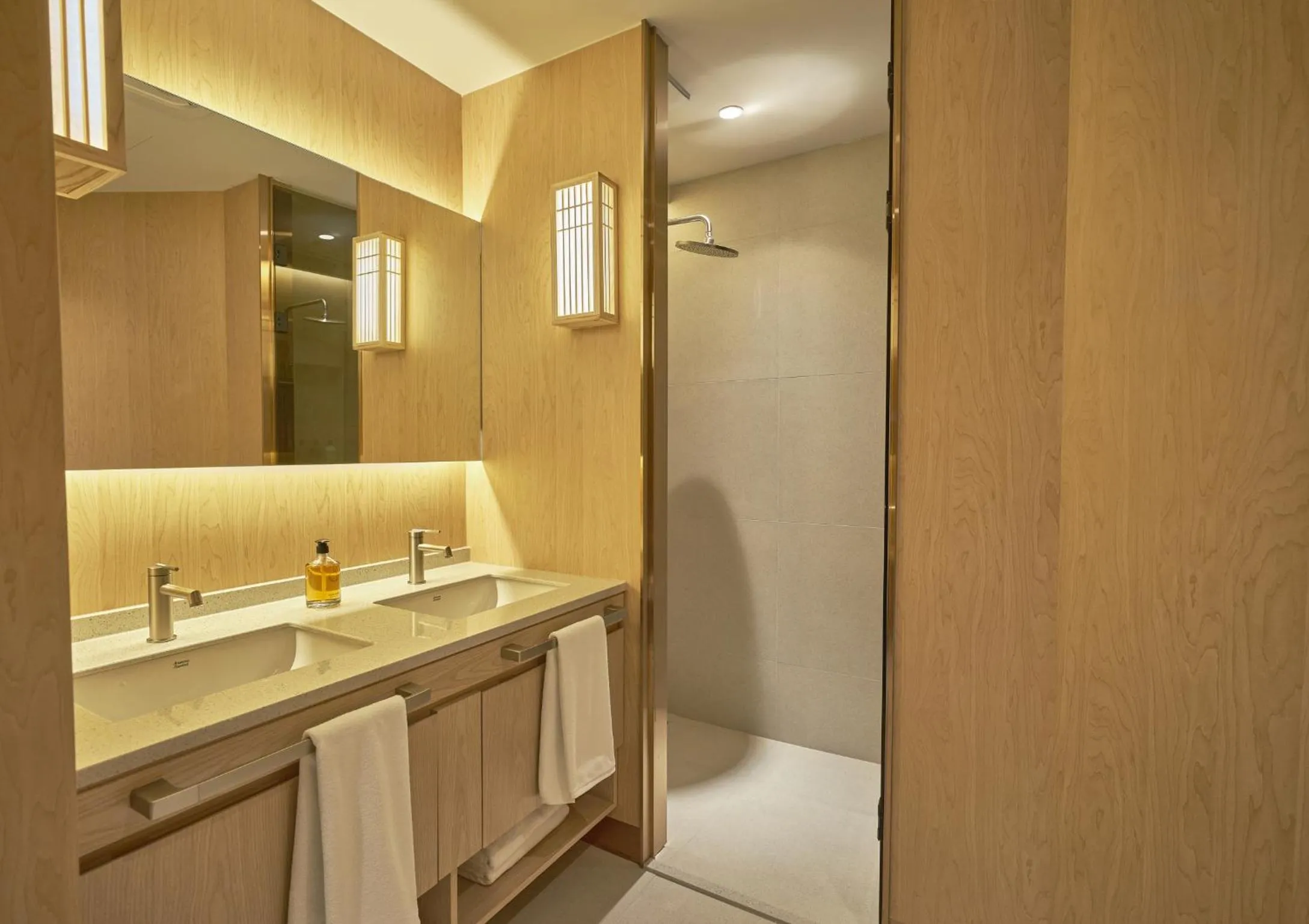 Bathroom in UH Continental CenterPoint