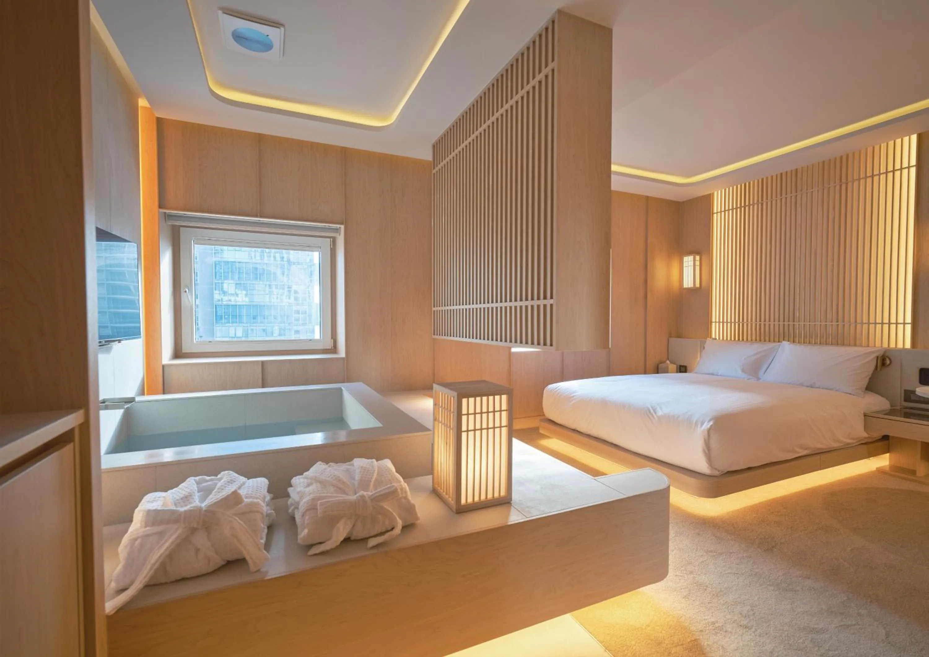 Spa and wellness centre/facilities, Bed in UH Continental CenterPoint