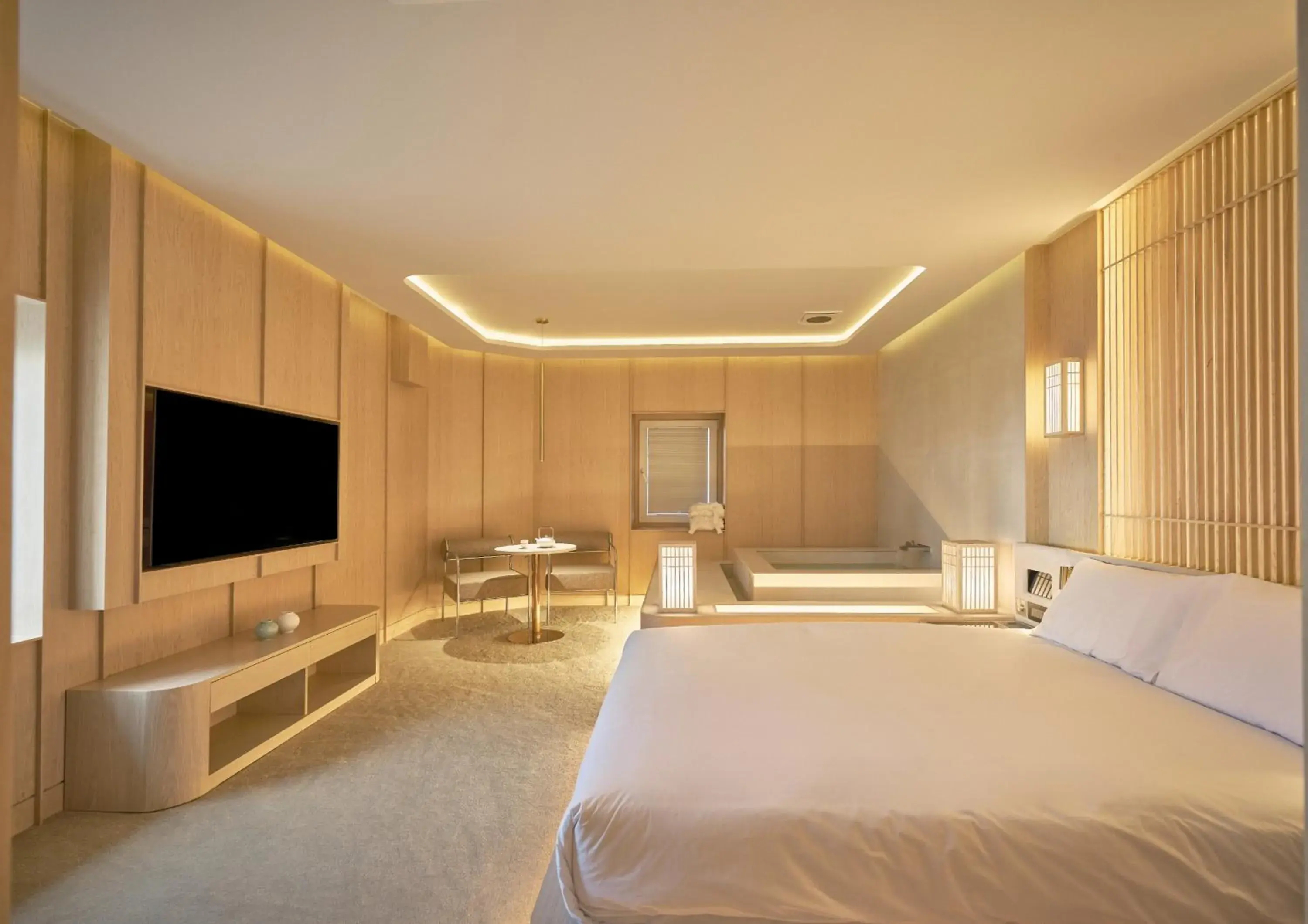 Bed in UH Continental CenterPoint Bed in UH Continental CenterPoint