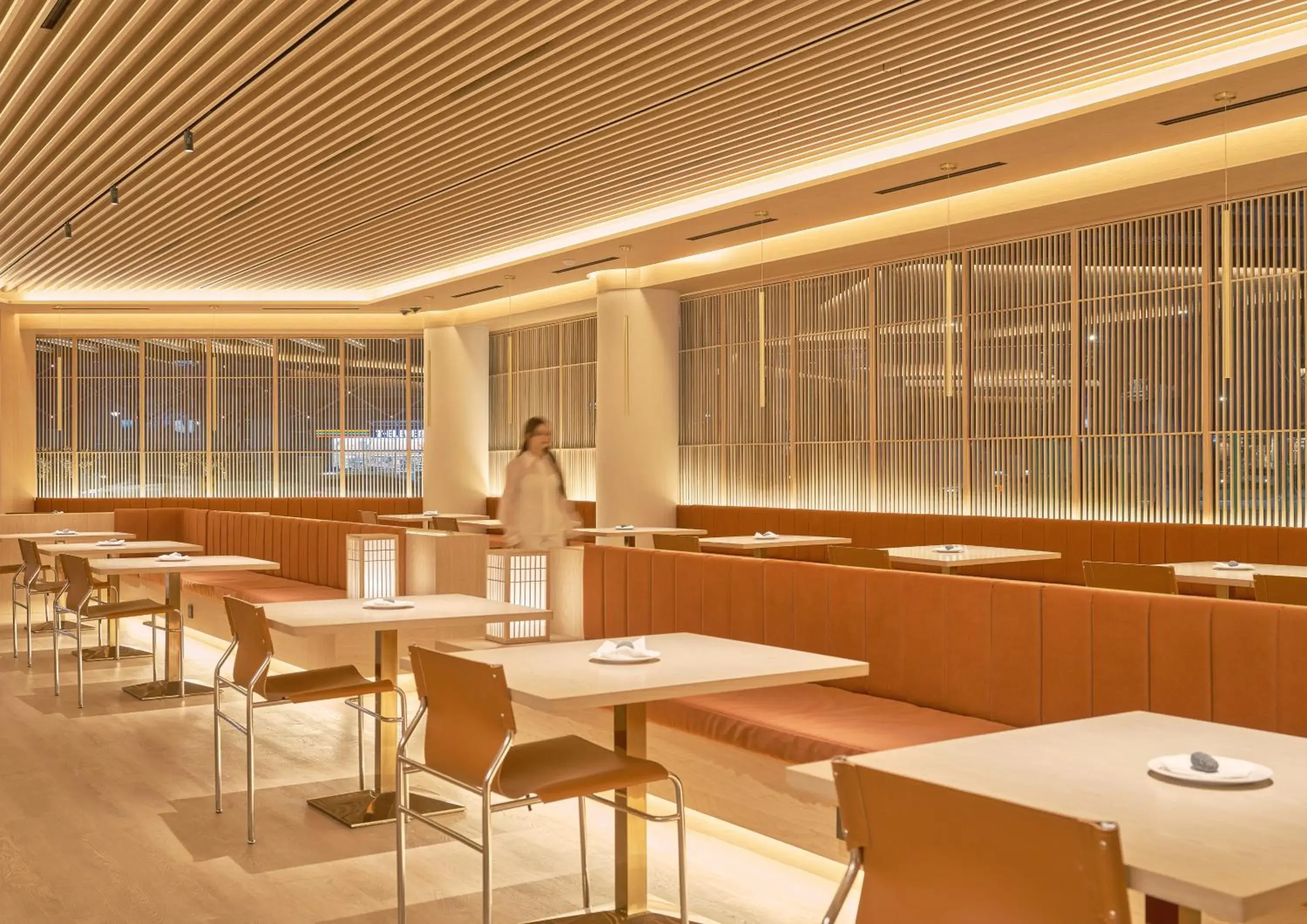 Restaurant/places to eat in UH Continental CenterPoint Restaurant/places to eat in UH Continental CenterPoint