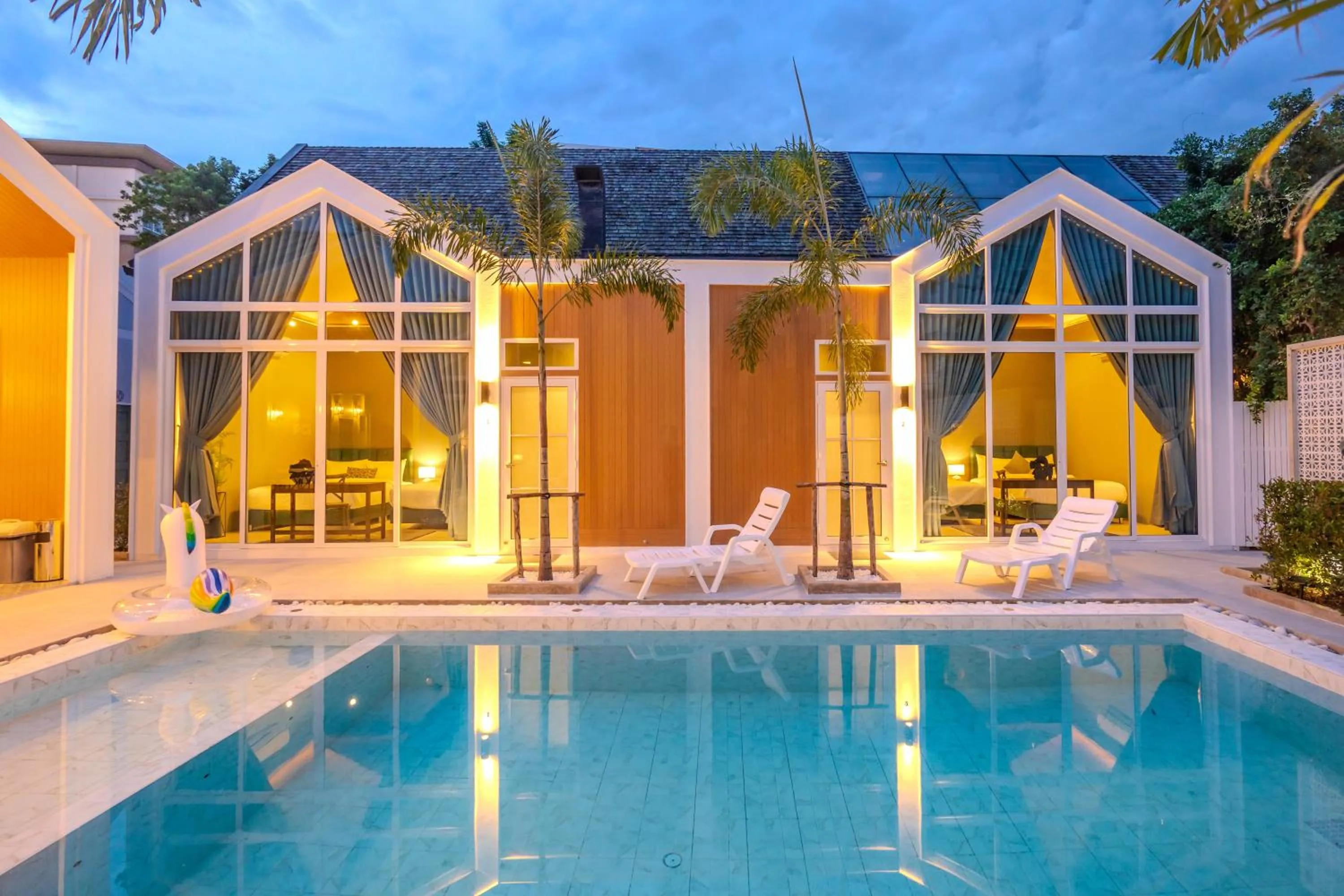 Swimming pool in BellaBella Private Pool Villa Huahin near Beach