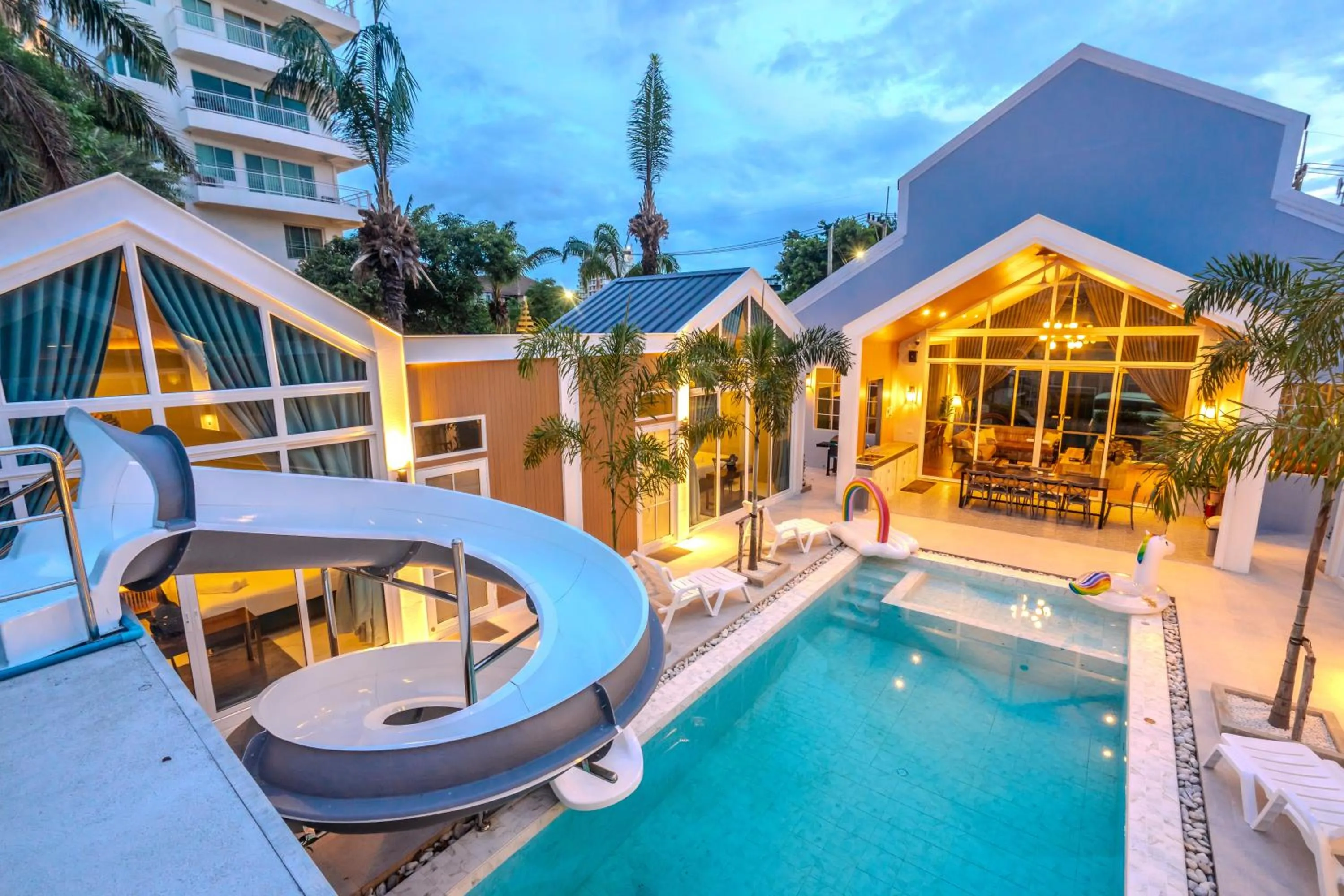 Swimming pool in BellaBella Private Pool Villa Huahin near Beach