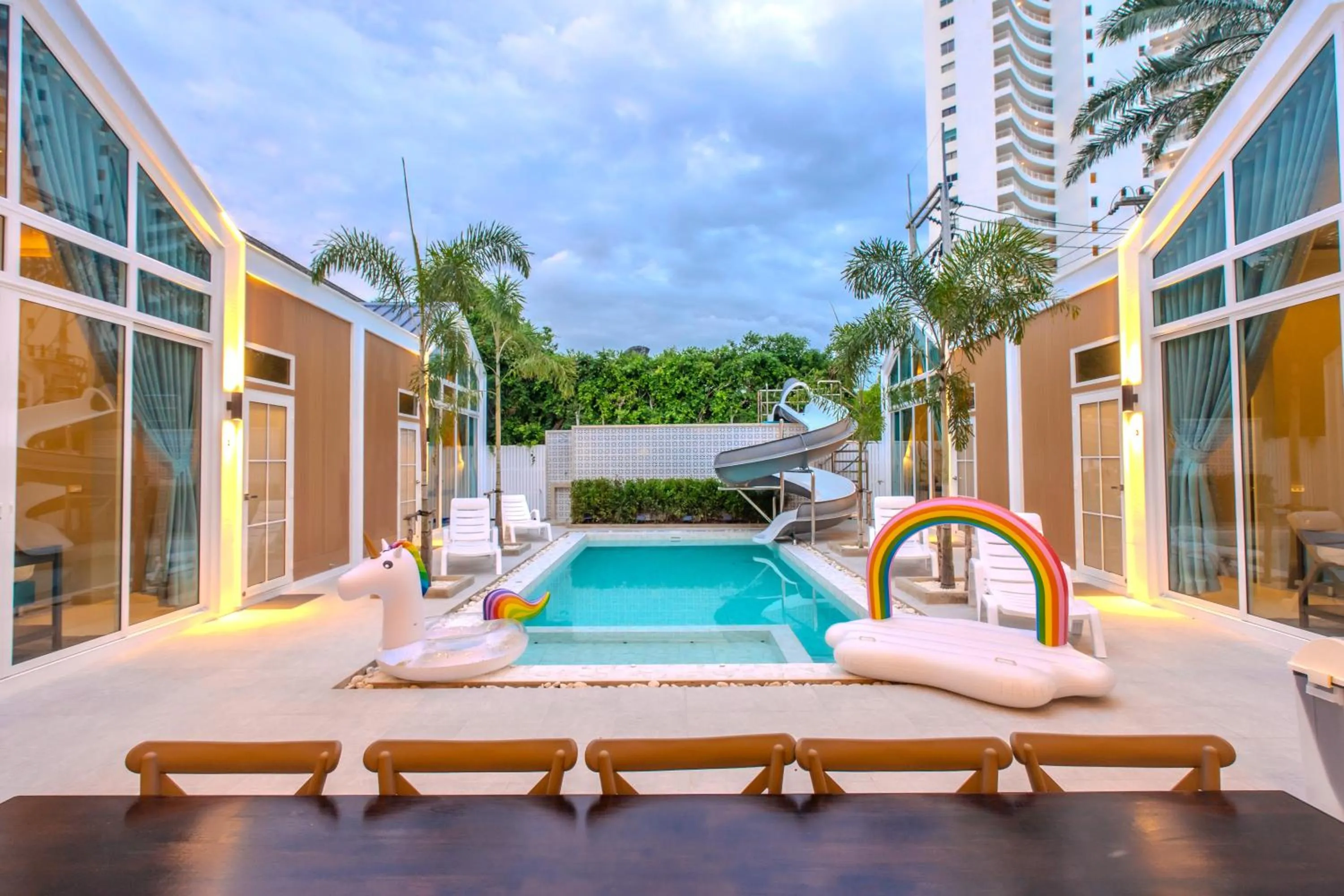 Dinner in BellaBella Private Pool Villa Huahin near Beach