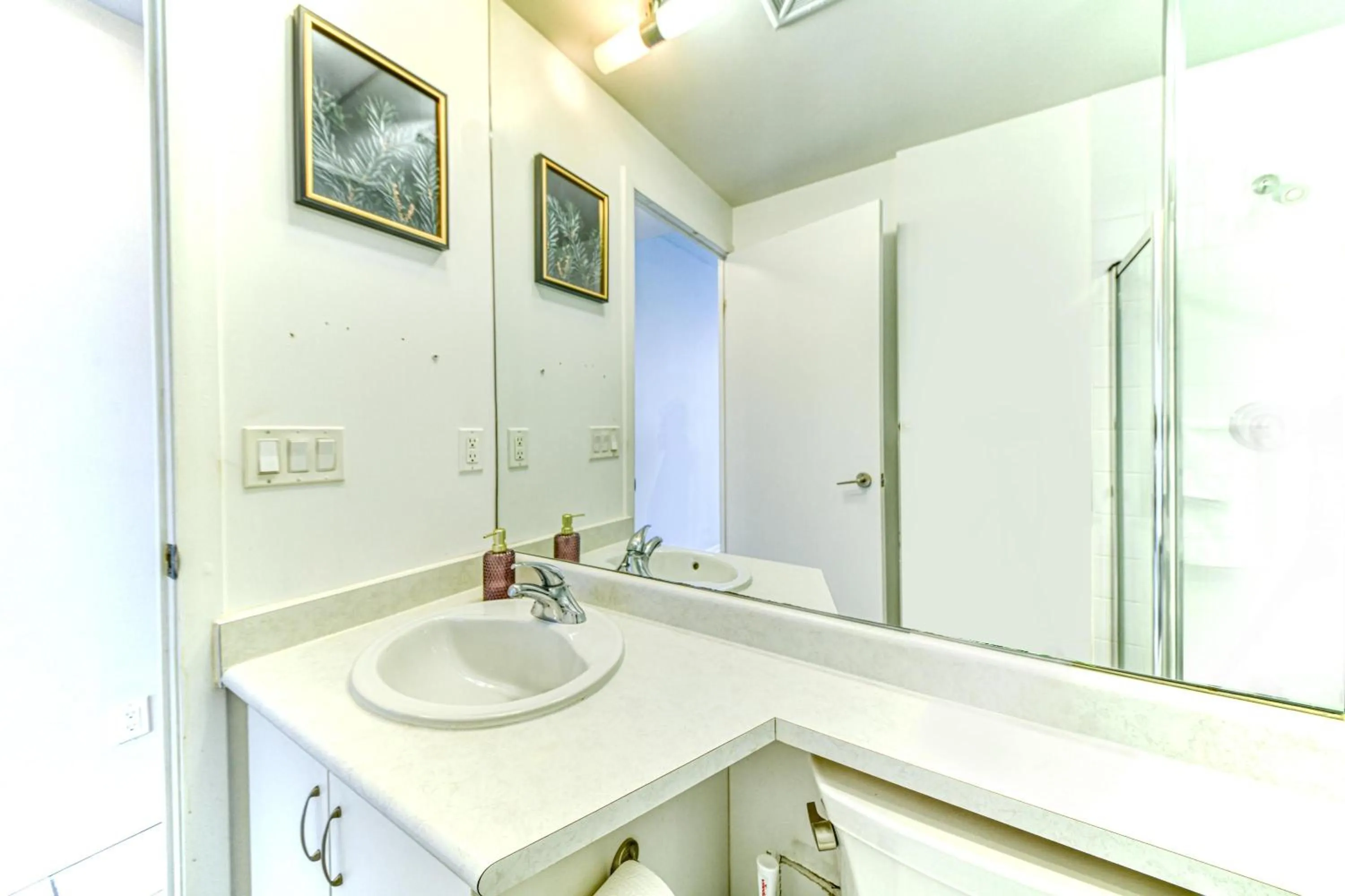 Rivetstays- The Neptune I