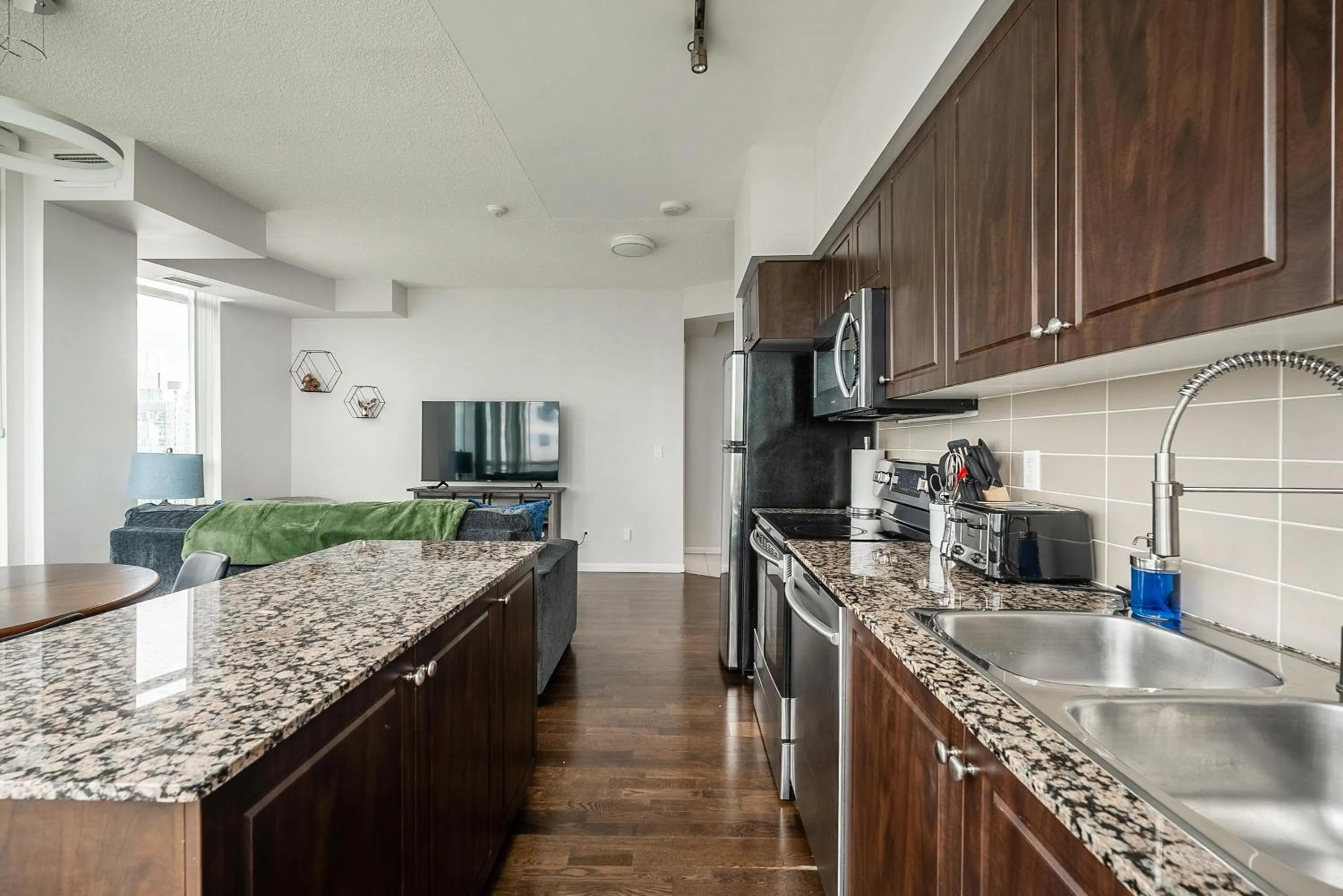 Rivetstays- The Neptune I