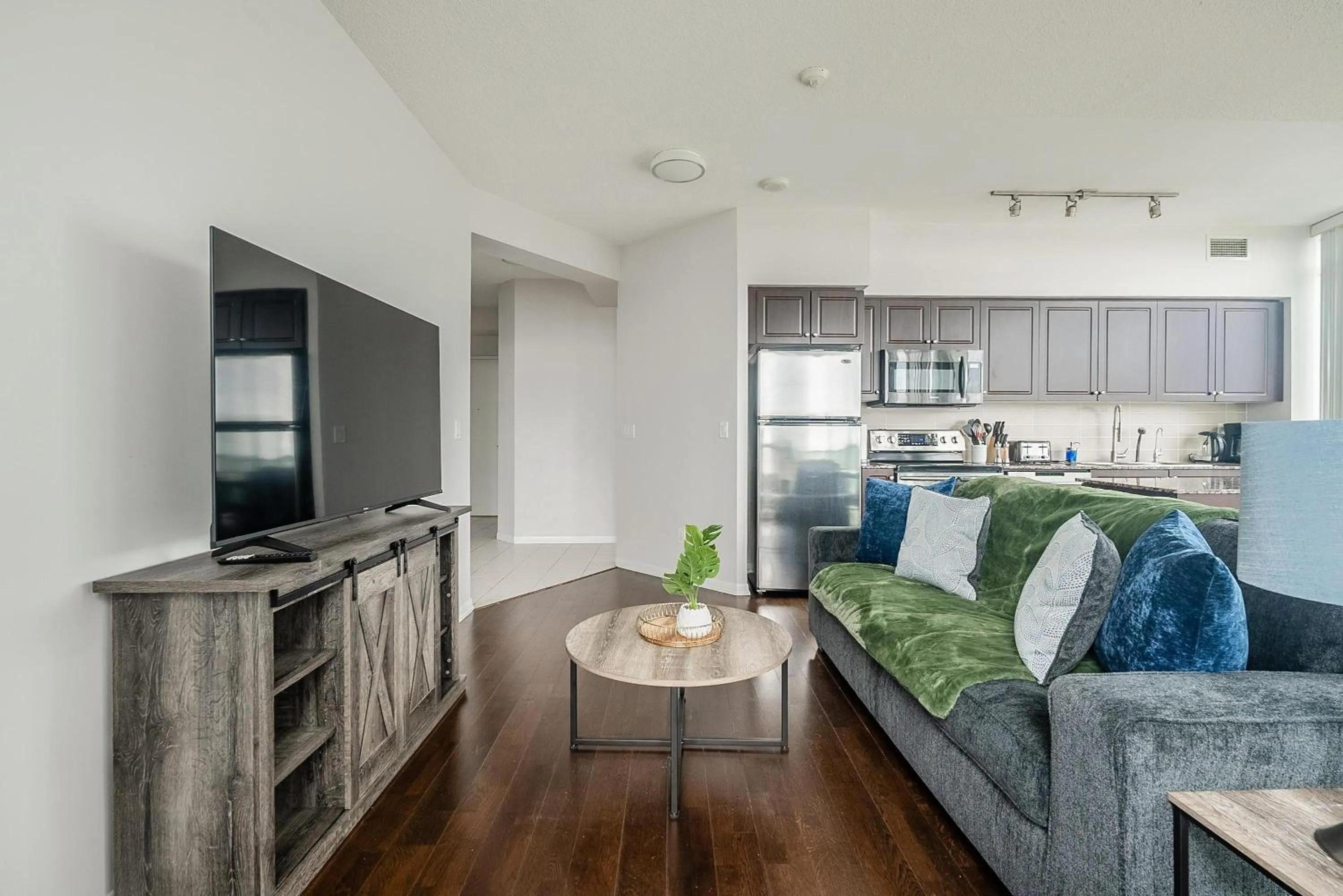 Rivetstays- The Neptune I