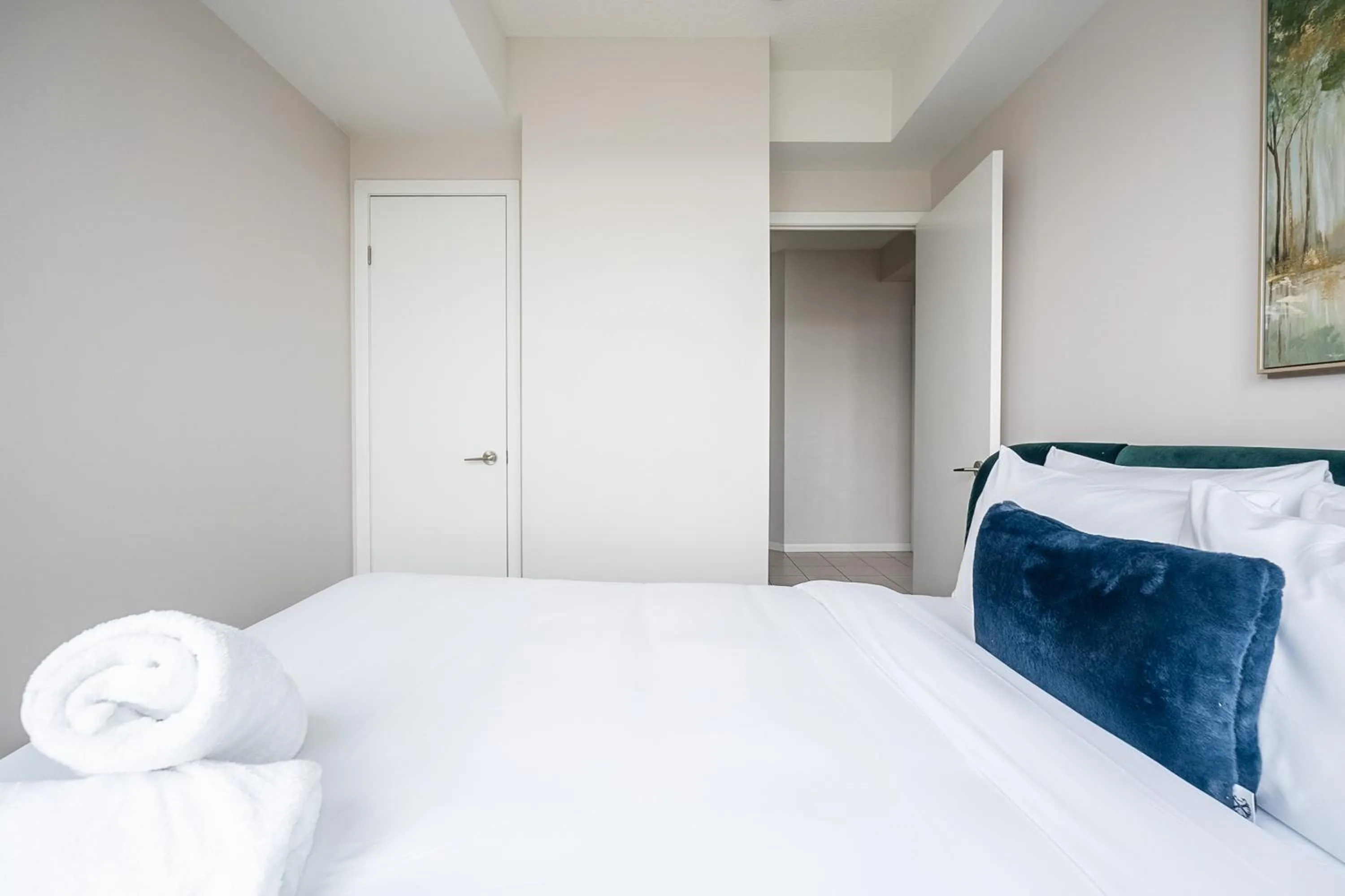 Bed in Rivetstays- The Neptune I