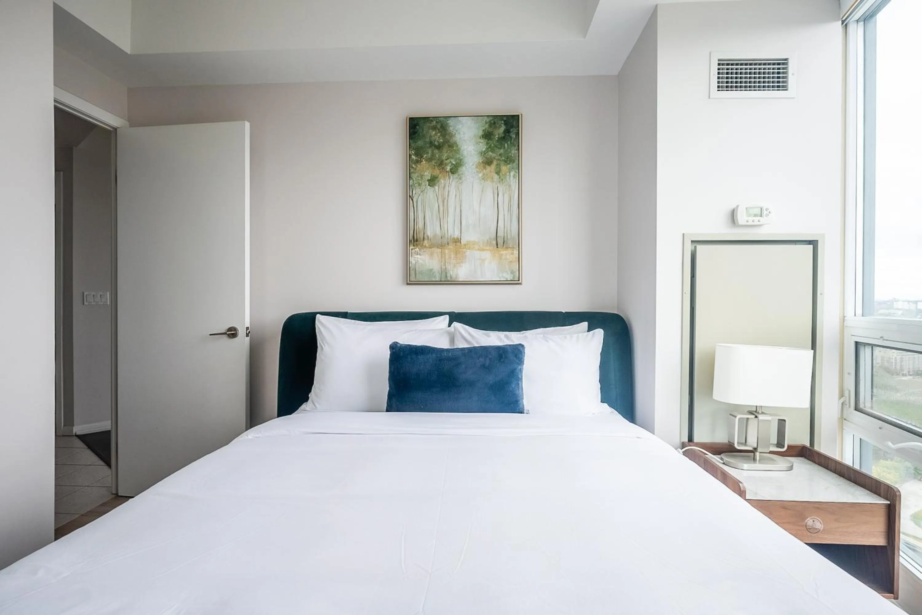 Bed in Rivetstays- The Neptune I