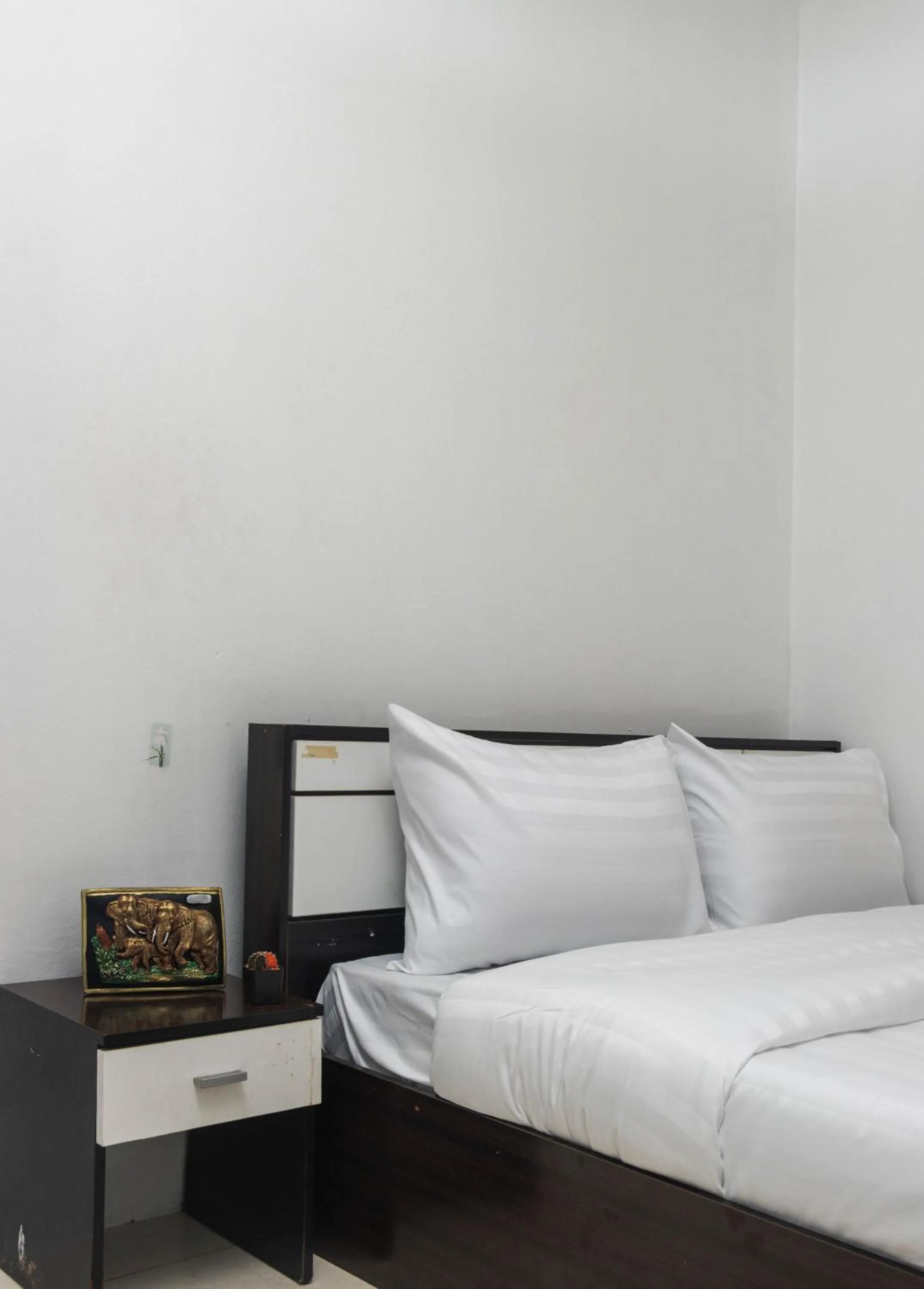 Bed in Taw Win Place