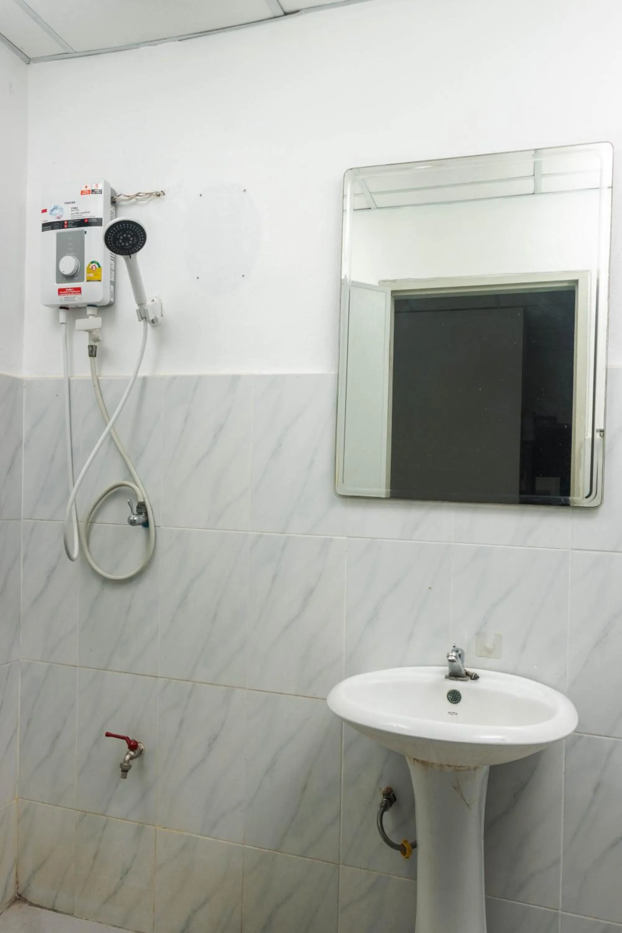 Shower in Taw Win Place