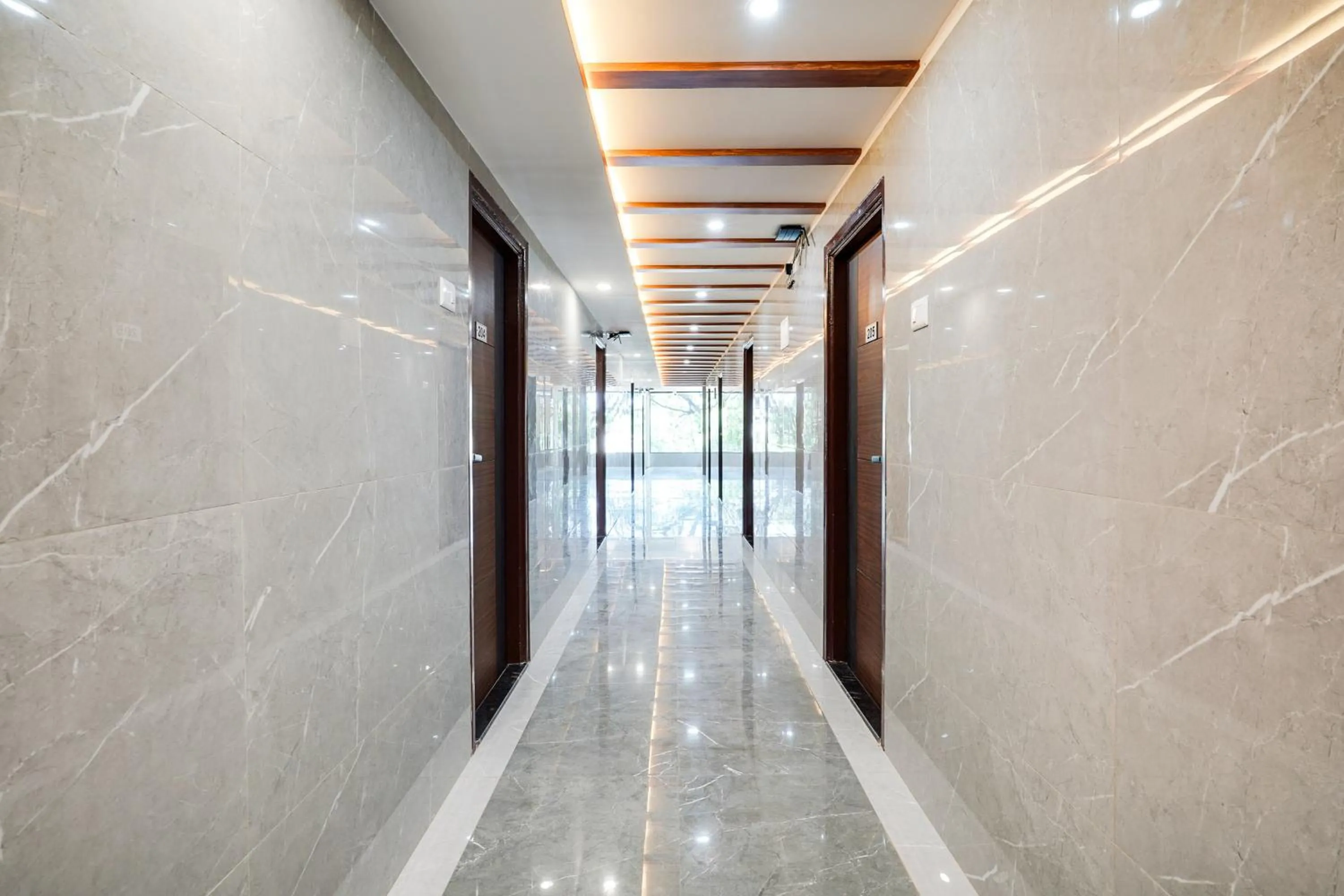 Lobby or reception in Townhouse RedMoon Suites