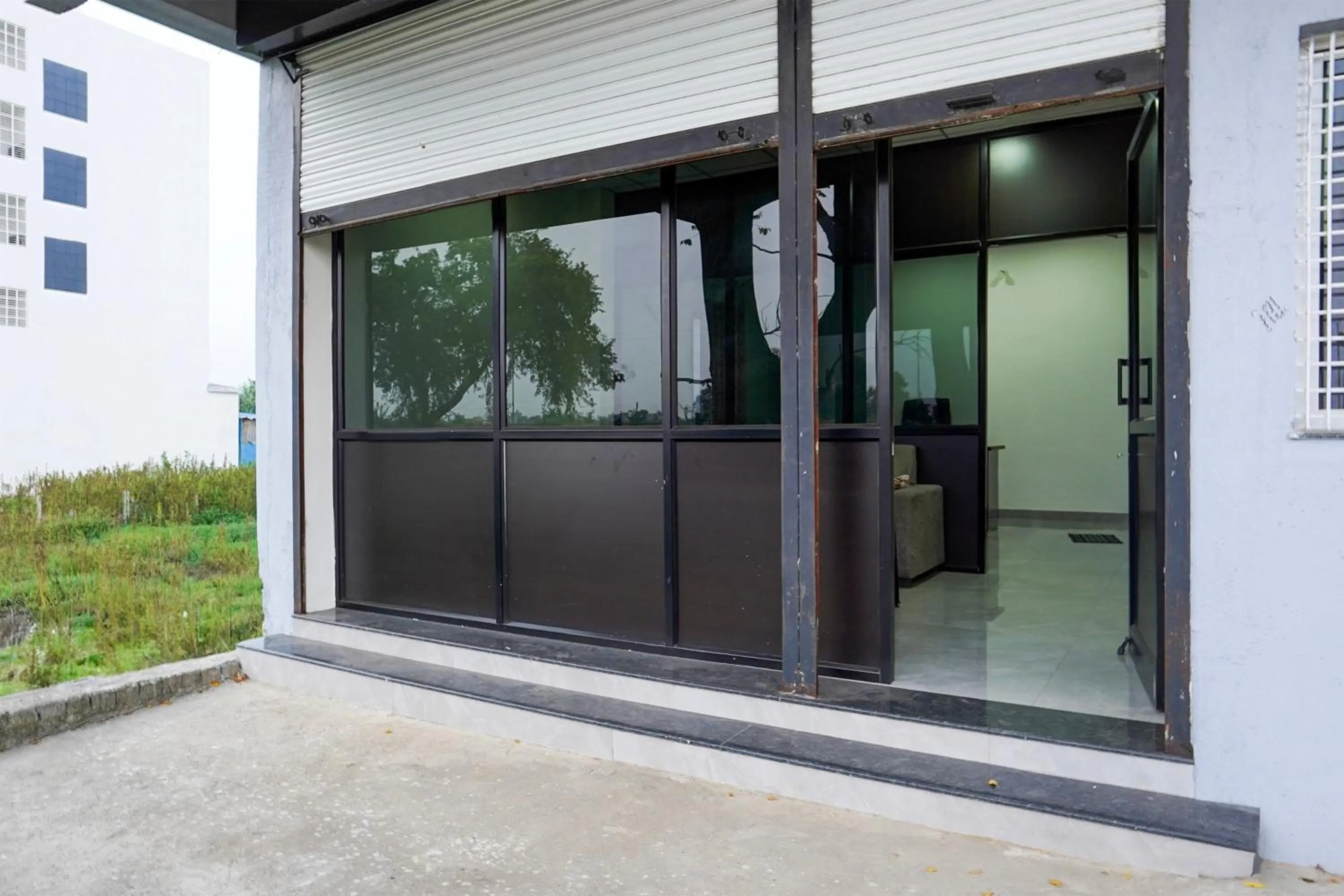 Facade/entrance in Hotel O JANNAT