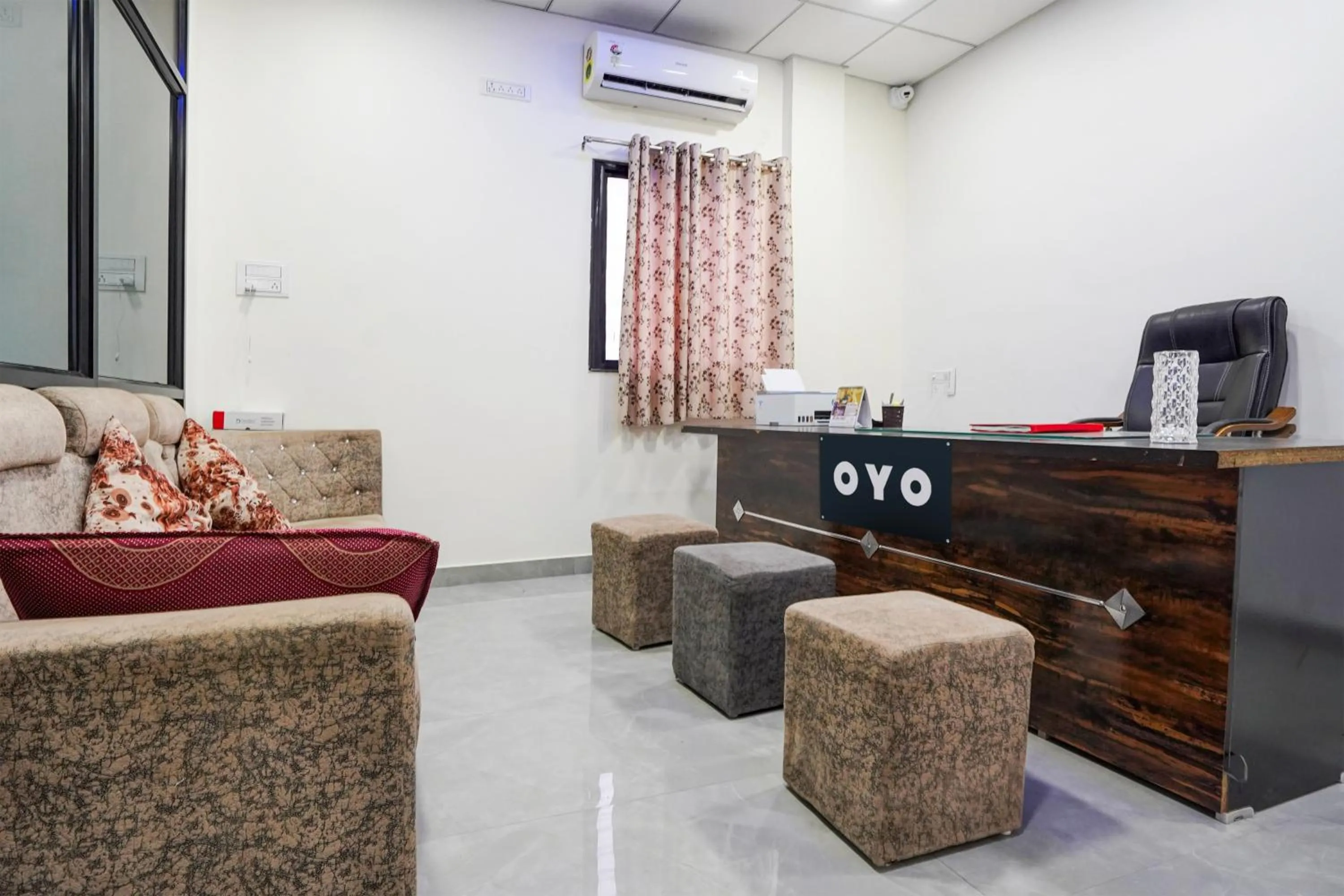 Lobby or reception in Hotel O JANNAT