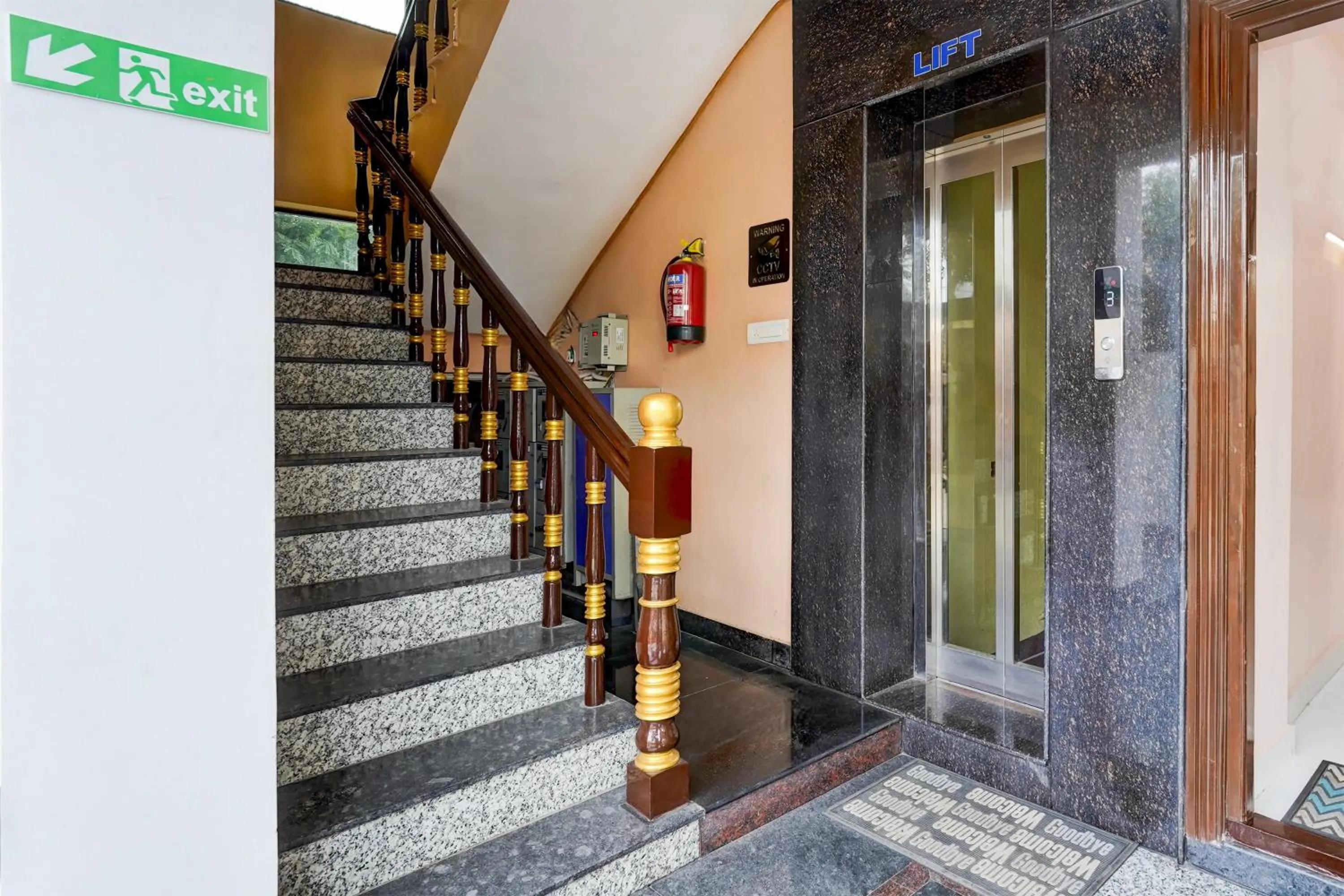 Lobby or reception in Super Hotel O GT Road Nellore