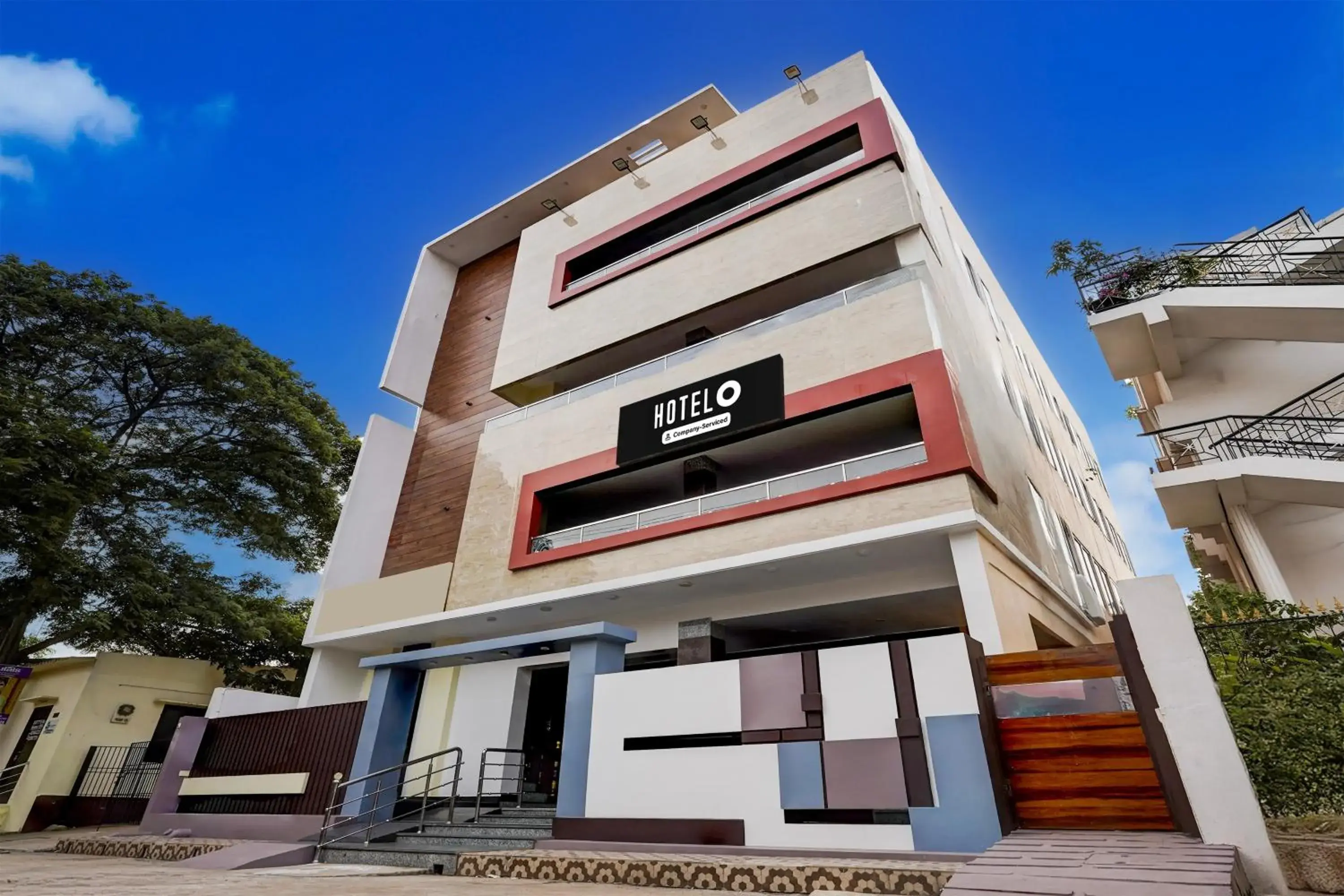 Facade/entrance in Super Hotel O GT Road Nellore Facade/entrance in Super Hotel O GT Road Nellore