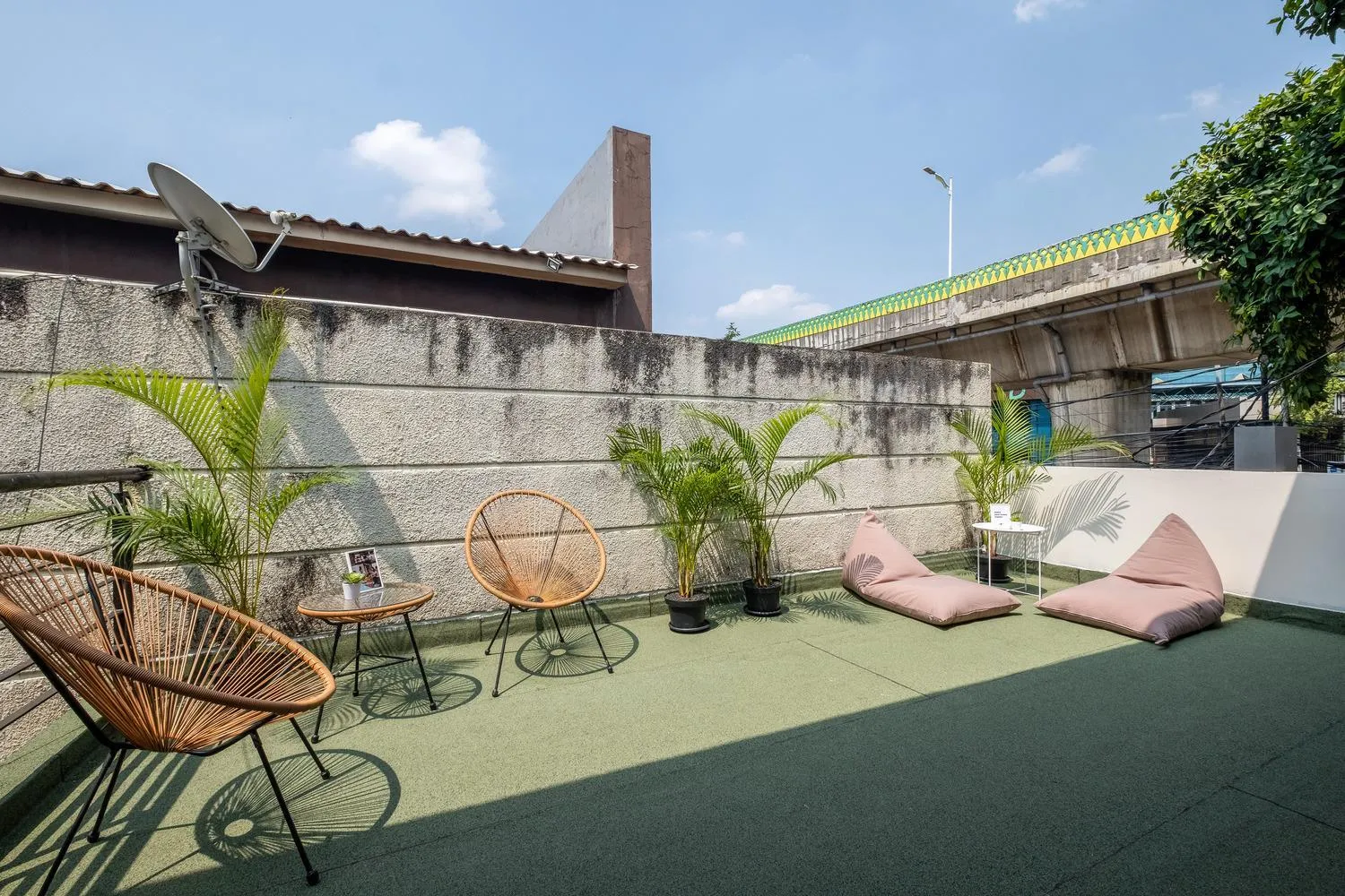 Area and facilities in Cove Kyai Maja