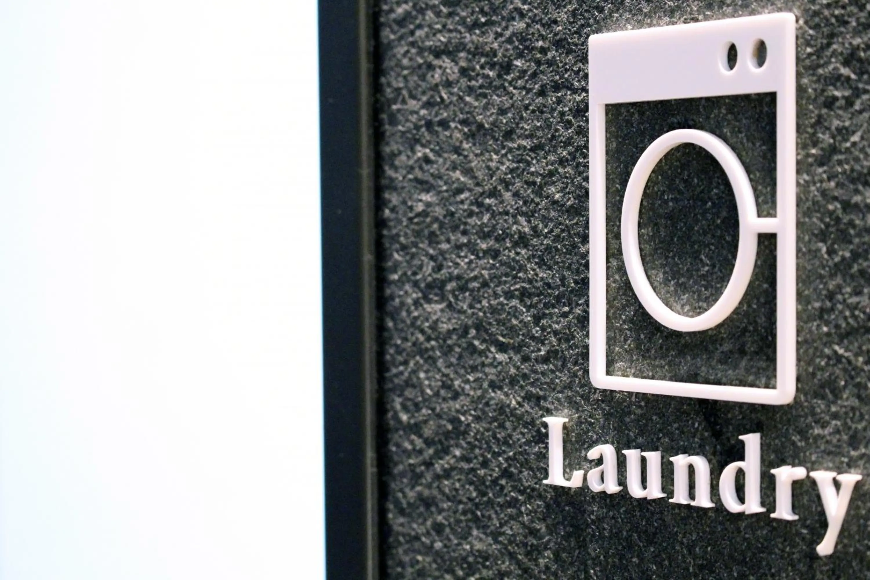 laundry in KOKO HOTEL Residence Kyoto Nijo Castle