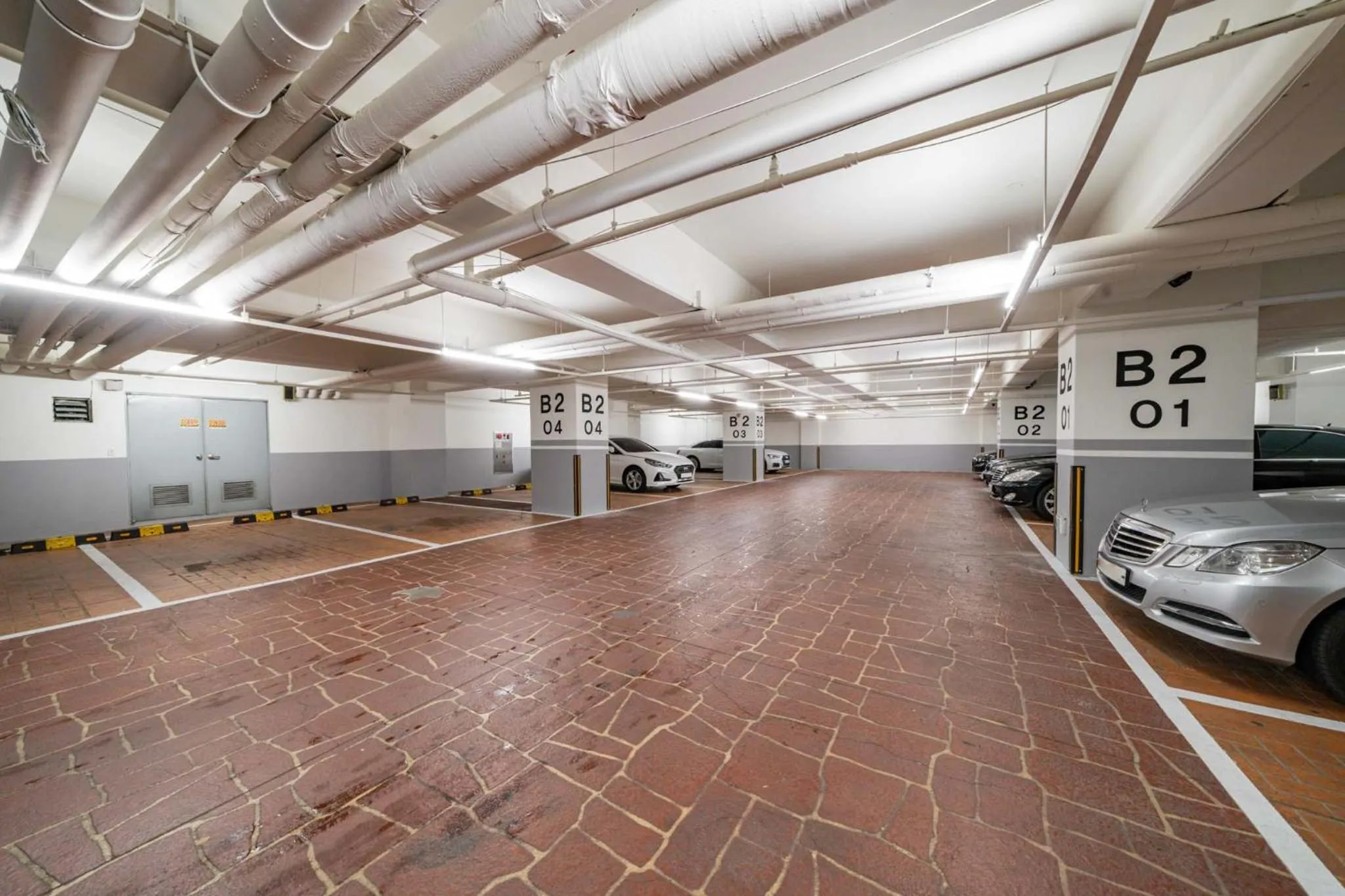 Parking in Hotel THE ART UIWANG