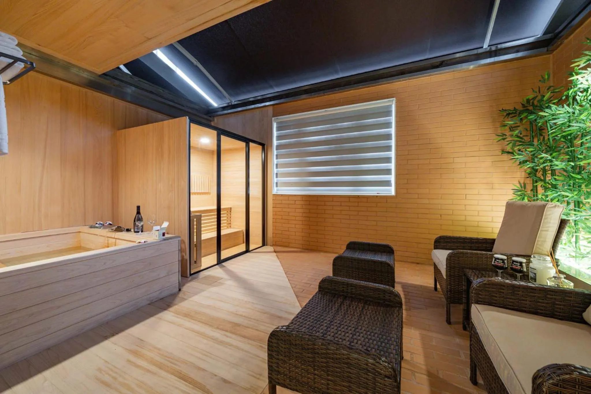 Hot Tub in Hotel THE ART UIWANG