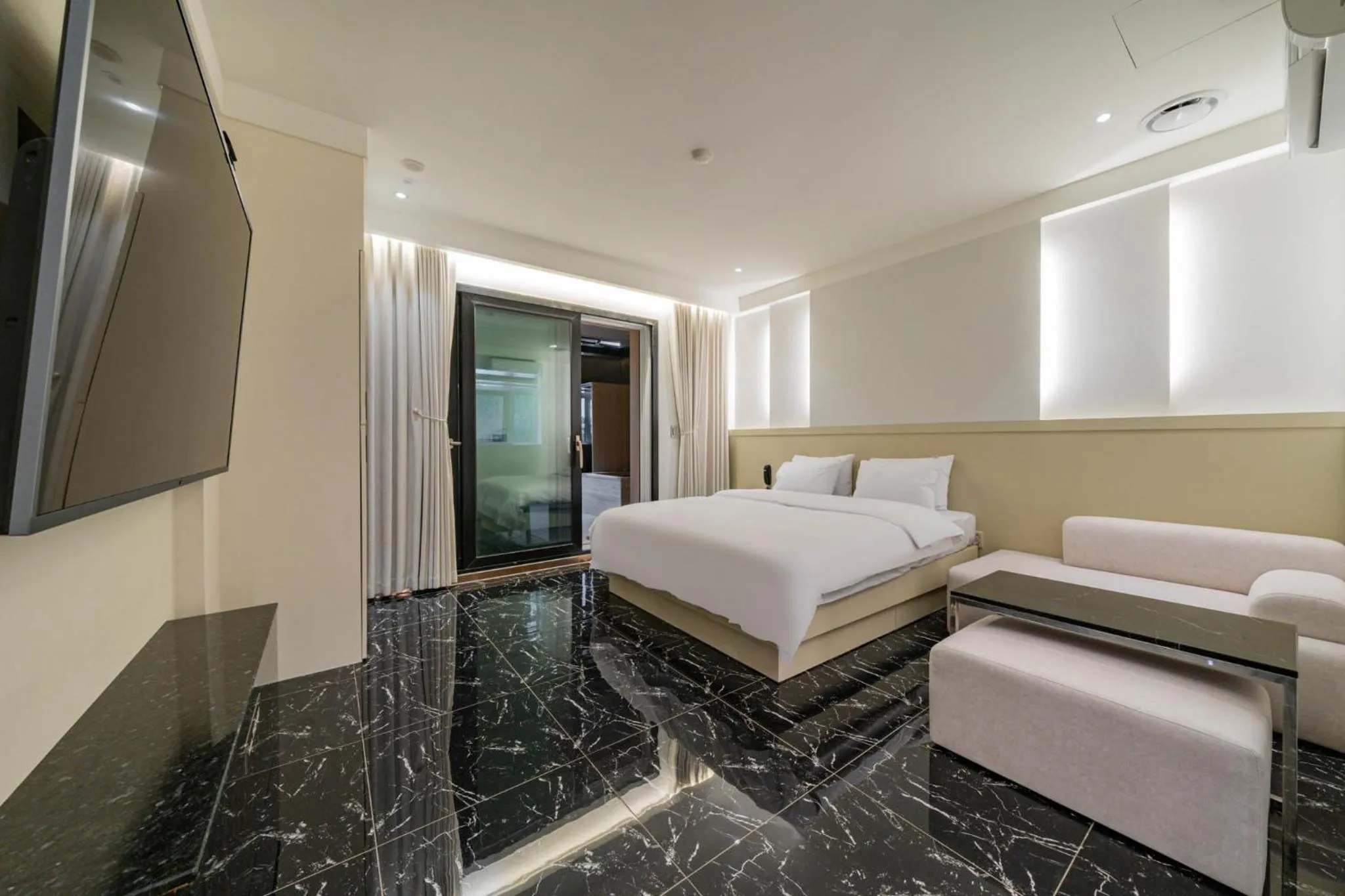 Bed in Hotel THE ART UIWANG