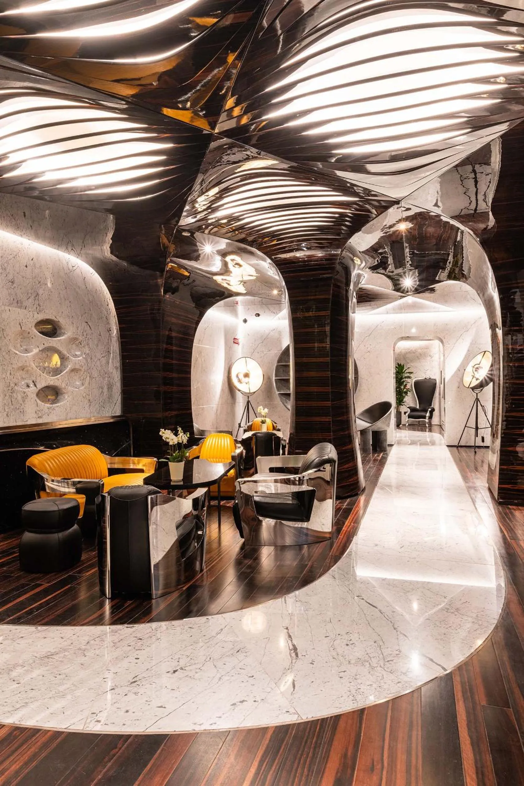 Lounge or bar in ROMEO Roma